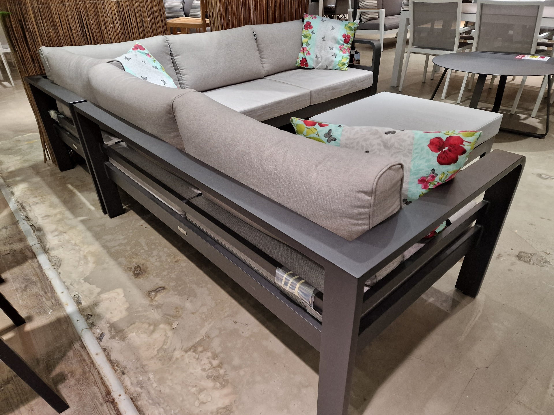 Lounge Set Bellagio Charcoal Mat - Licht Grijze Kussens