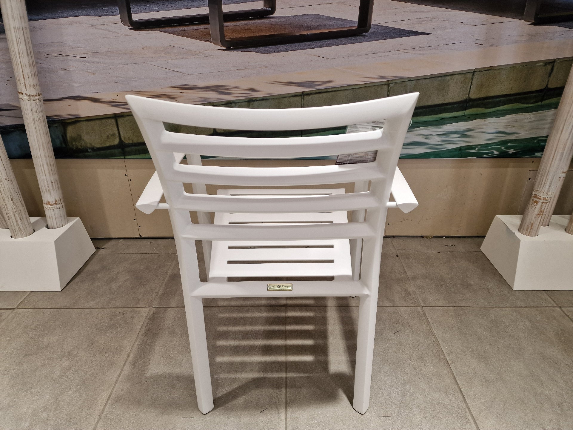 Alu Stapelstoel Aspen White Mat met Armleuning