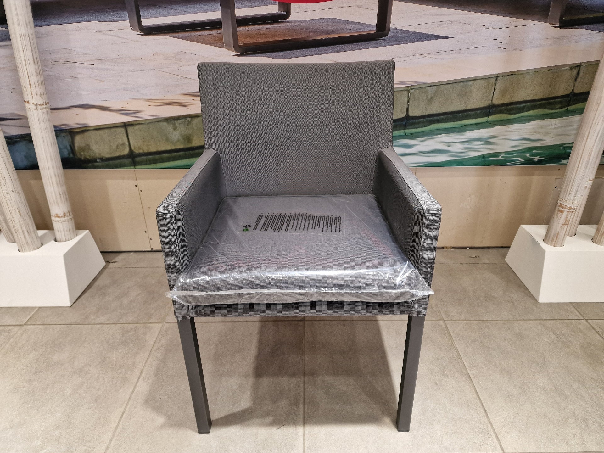 Antas Armstoel Alu Royal Grey Matt - met Black/Grey Sens + Antraciet kussen