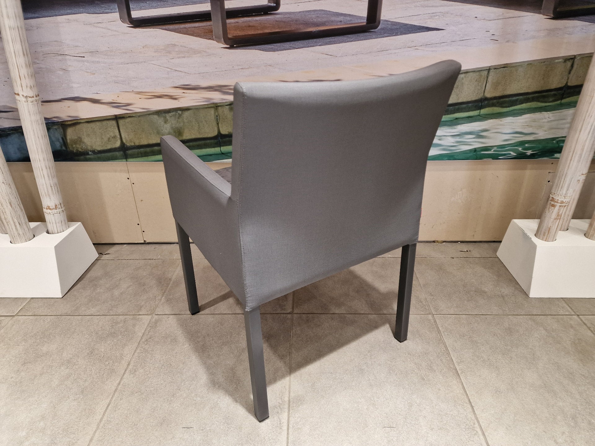 Antas Armstoel Alu Royal Grey Matt - met Black/Grey Sens + Antraciet kussen