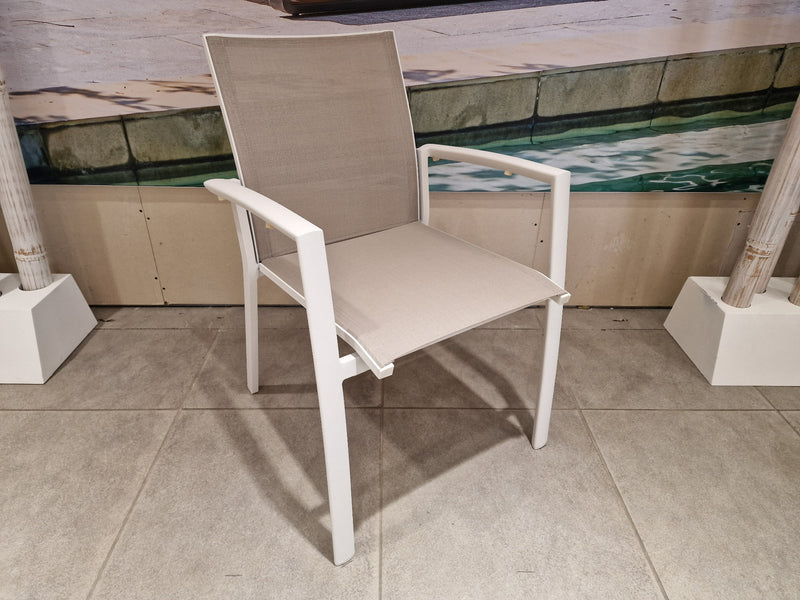Alu Stapelstoel Sydney Wit Mat- Light Taupe Textilene