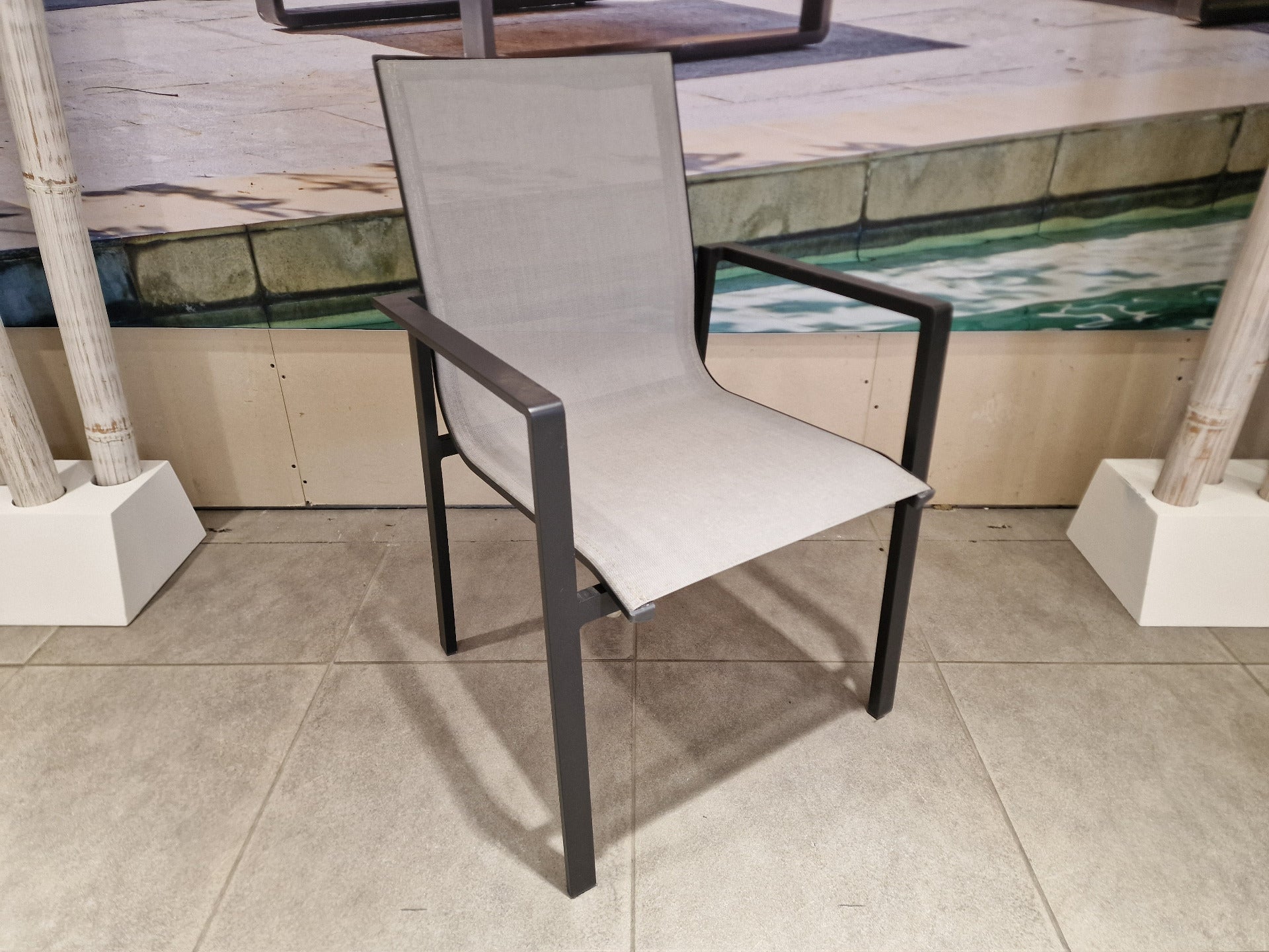 Alu Stapelstoel Arosa Charcoal Mat Textilene Light Grey