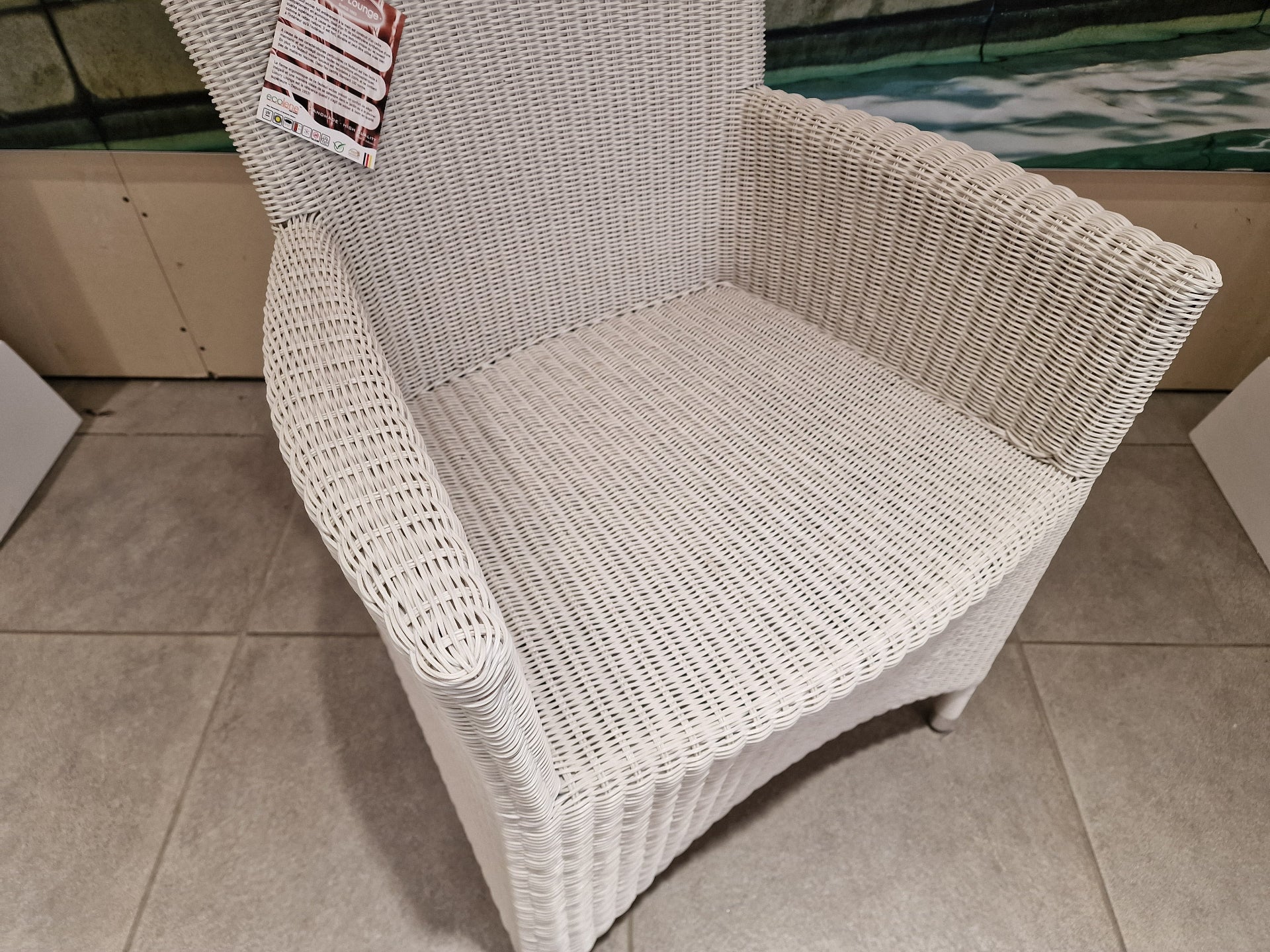 Wickerstoel met Arm- Ronde Draad - Luxury Lounge