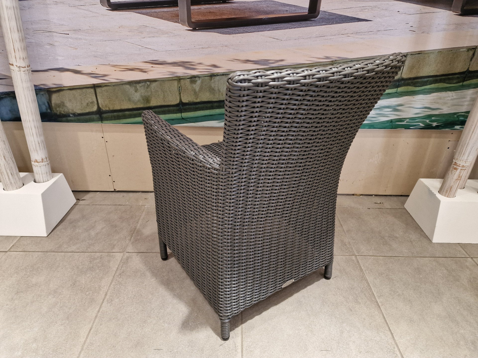 Wickerzetel Met Arm Atlanta Halfronde Draad Slate Grey HM EOL