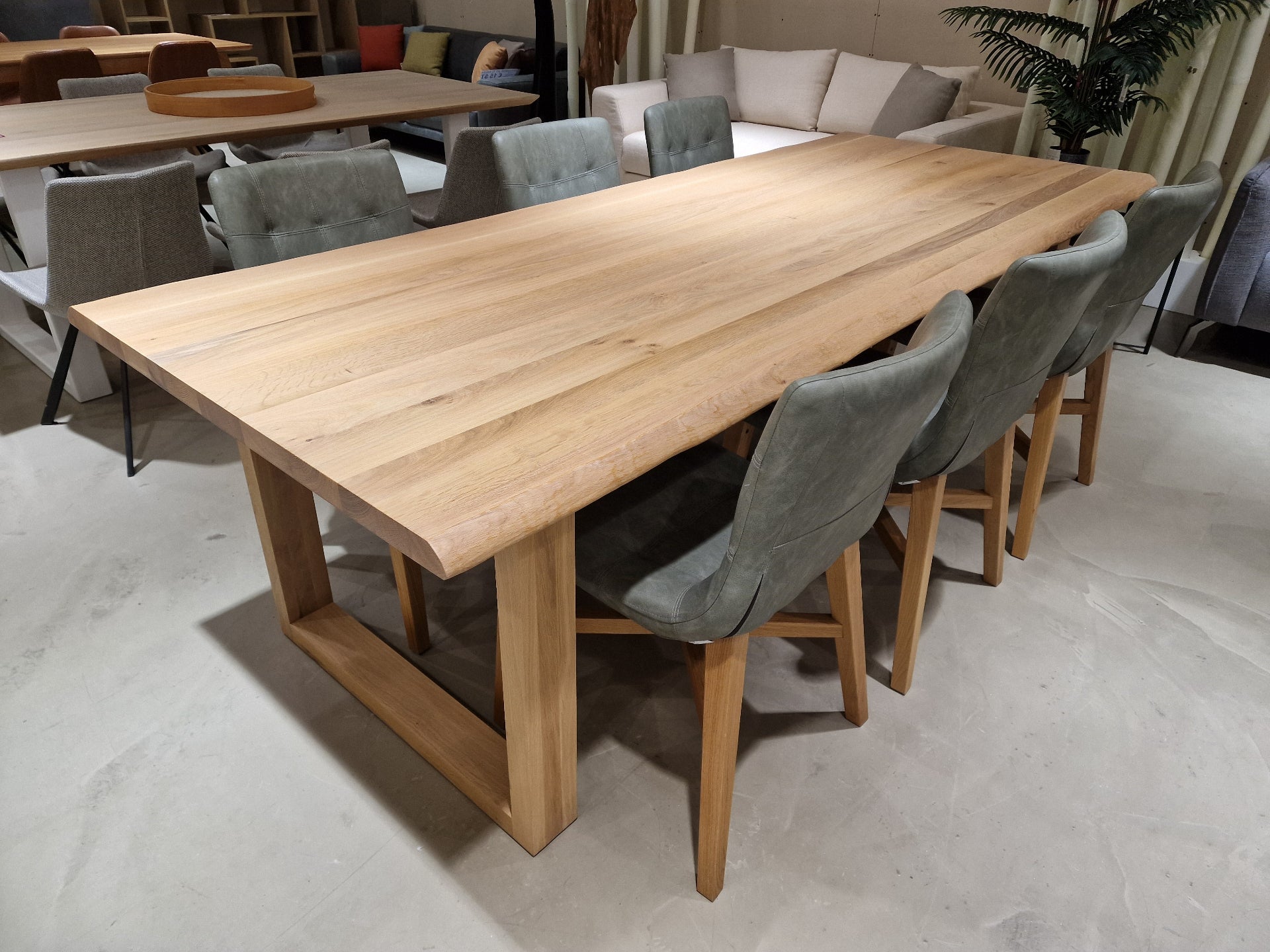 Interieurtafel Daly Trunck Gesloten Eik Natural 240 x 100 cm