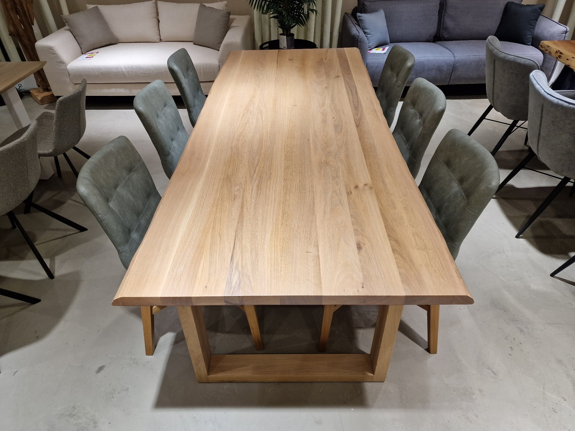 Interieurtafel Daly Trunck Gesloten Eik Natural 240 x 100 cm