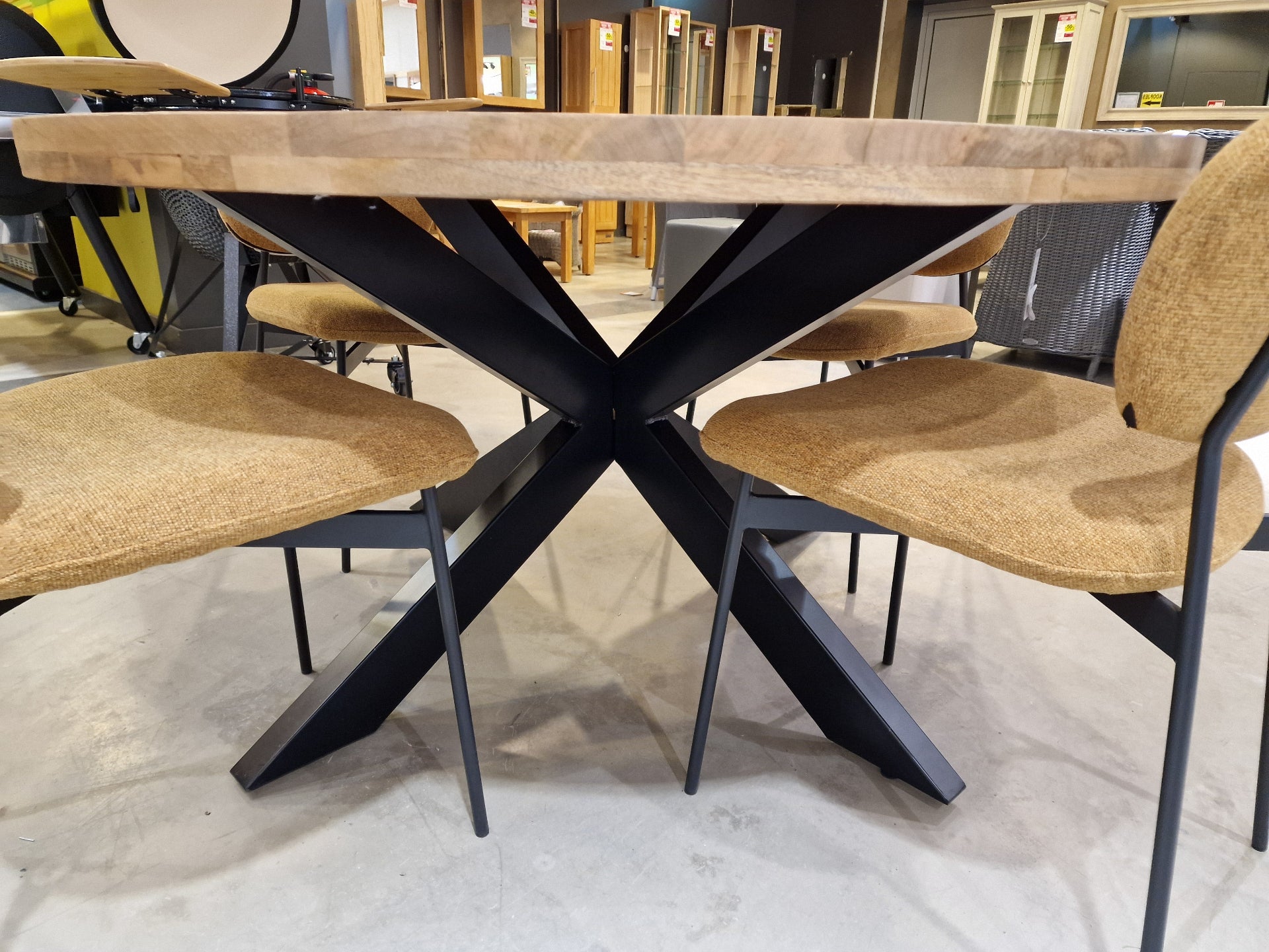 Tafel Ziggy Diameter 140 cm