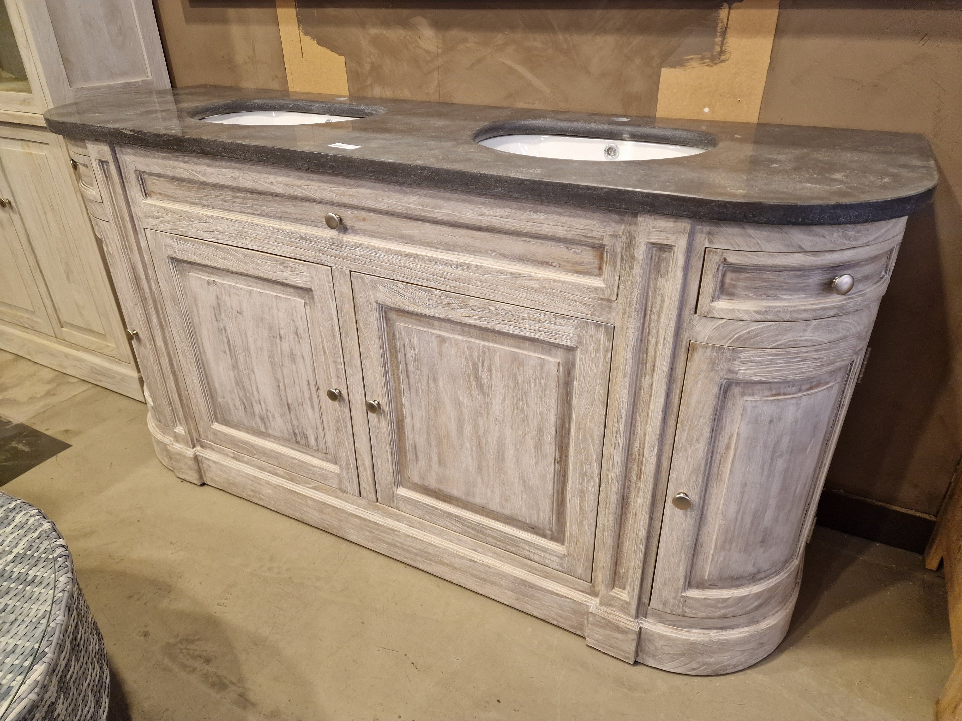 Badkamermeubel Retro Grey Round 180 cm + 2 Onderbouw Ovale Waskommen