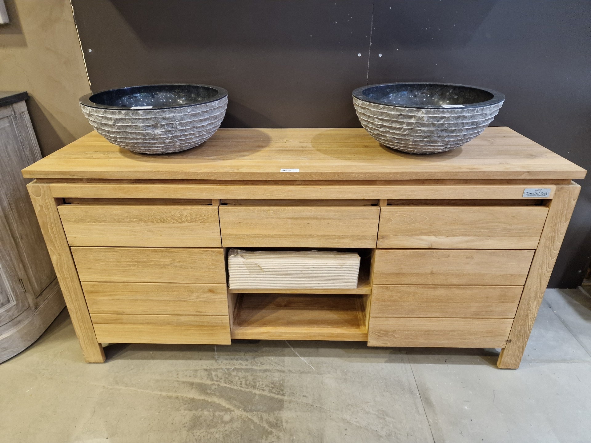 Teak Badkamermeubel New Toulouse 160 cm Greeploos 2 Draaideuren + 3 Lades