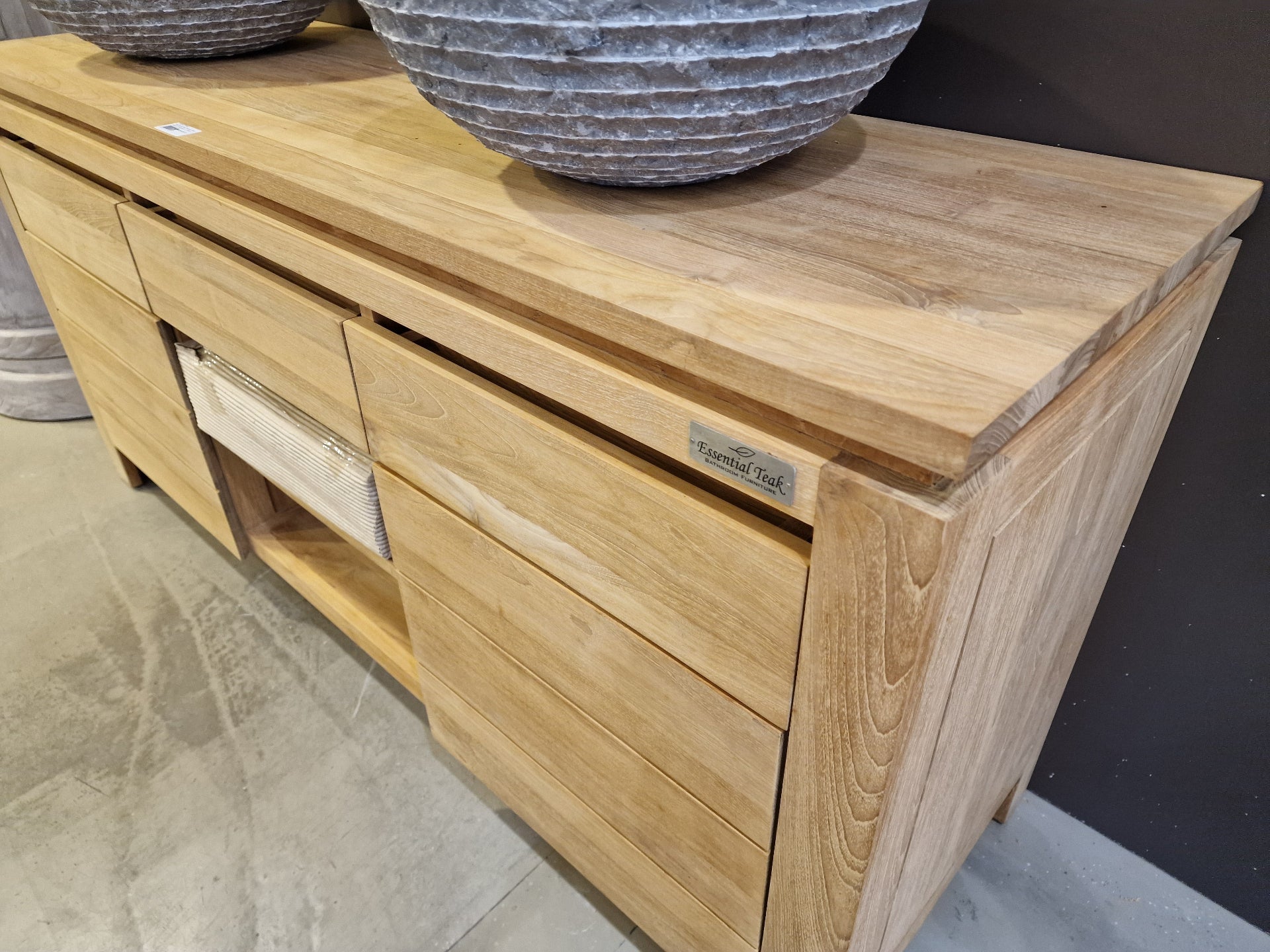 Teak Badkamermeubel New Toulouse 160 cm Greeploos 2 Draaideuren + 3 Lades