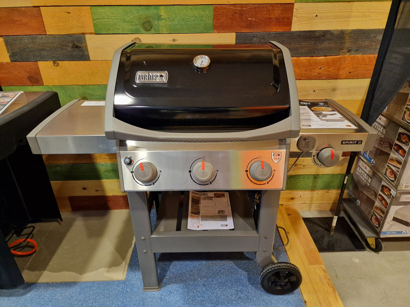 Spirit II E-320 Black Met GBS Grillrooster - Igrill Ready