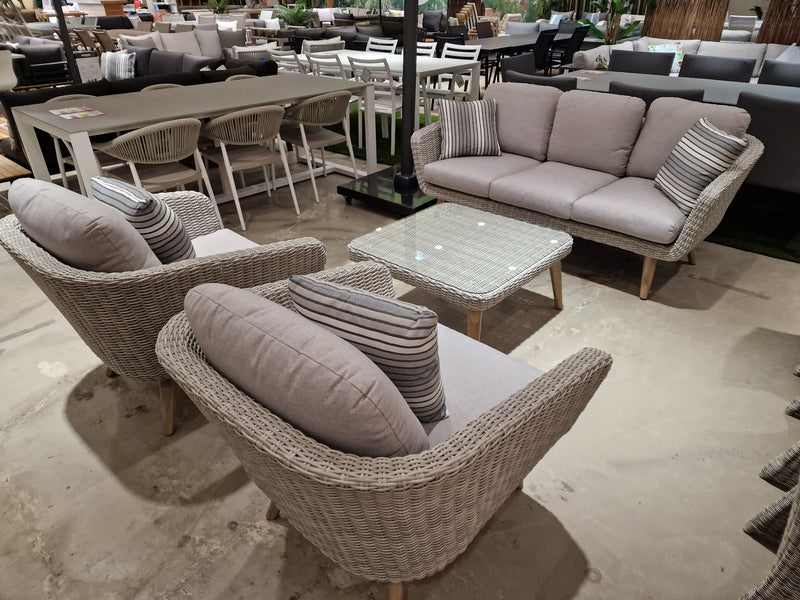 Mirelo Lounge Set 3-zit + 2x 1-zit + salontafel - Wicker Natural White Grey