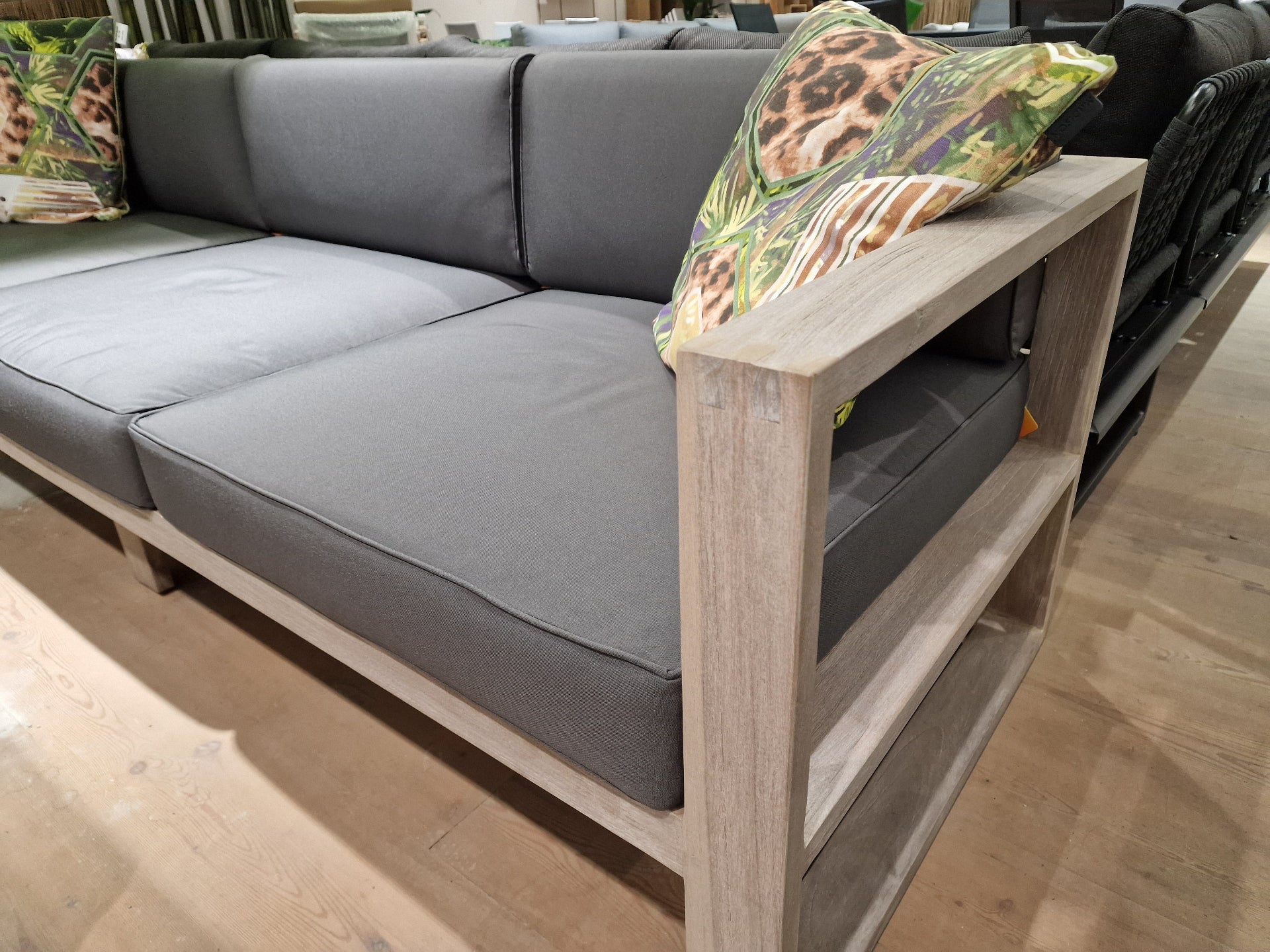 Hamilton Teak Lounge 3-zit + 2x 1-zit Club + Salontafel - Instant Grey Brushed