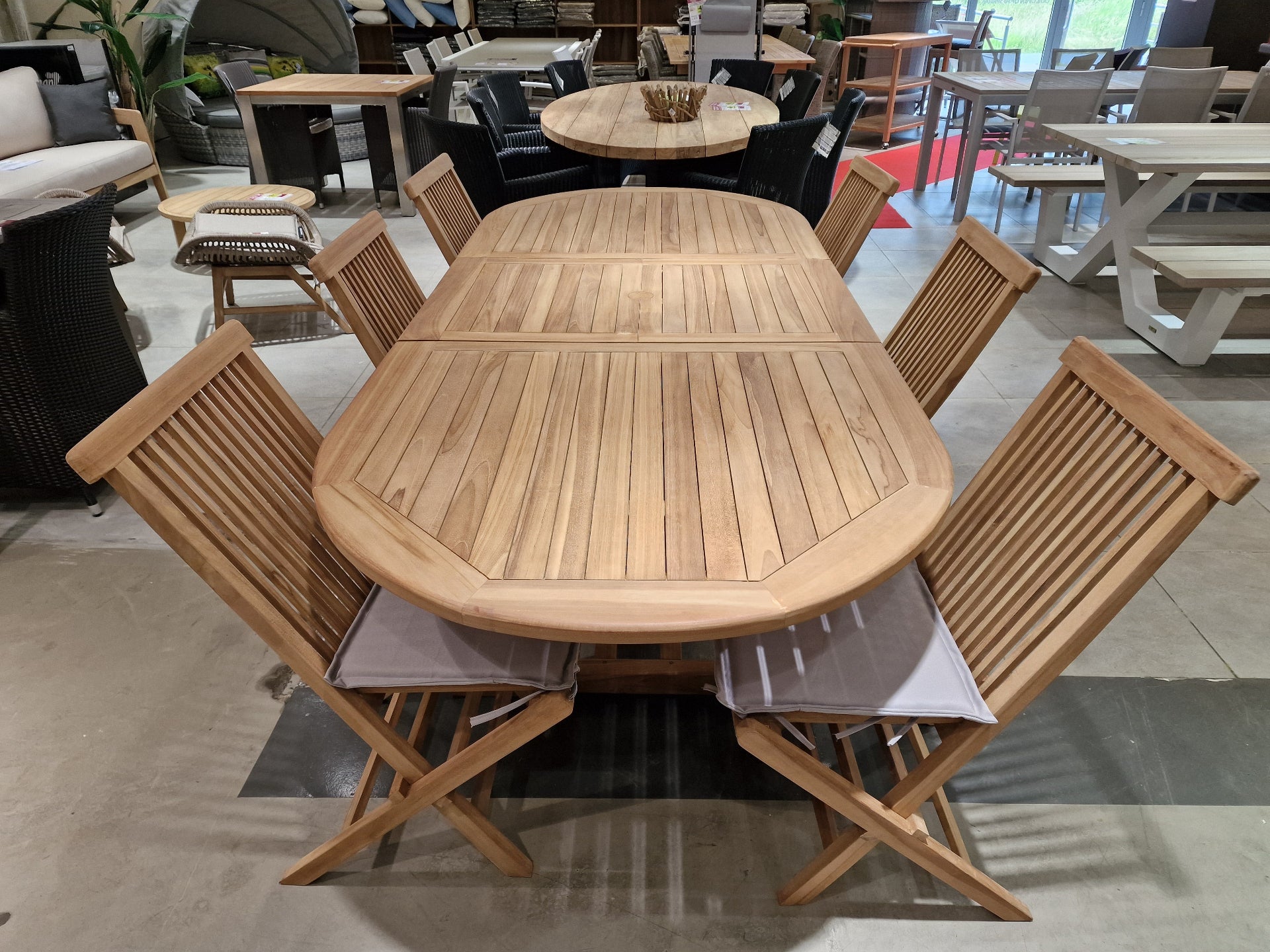 Teak Tuintafel Uitschuifbaar Ovaal - 180/240cm x 100cm