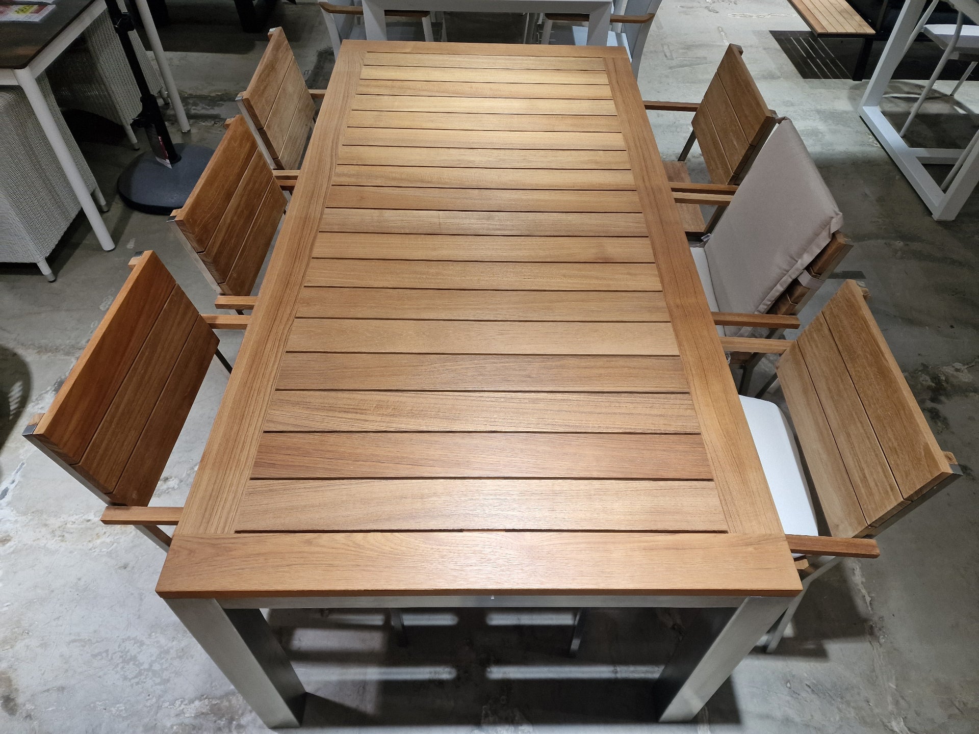 Teak Tuintafel Rechthoekig met Inox Poten - 200x100x75cm LBH