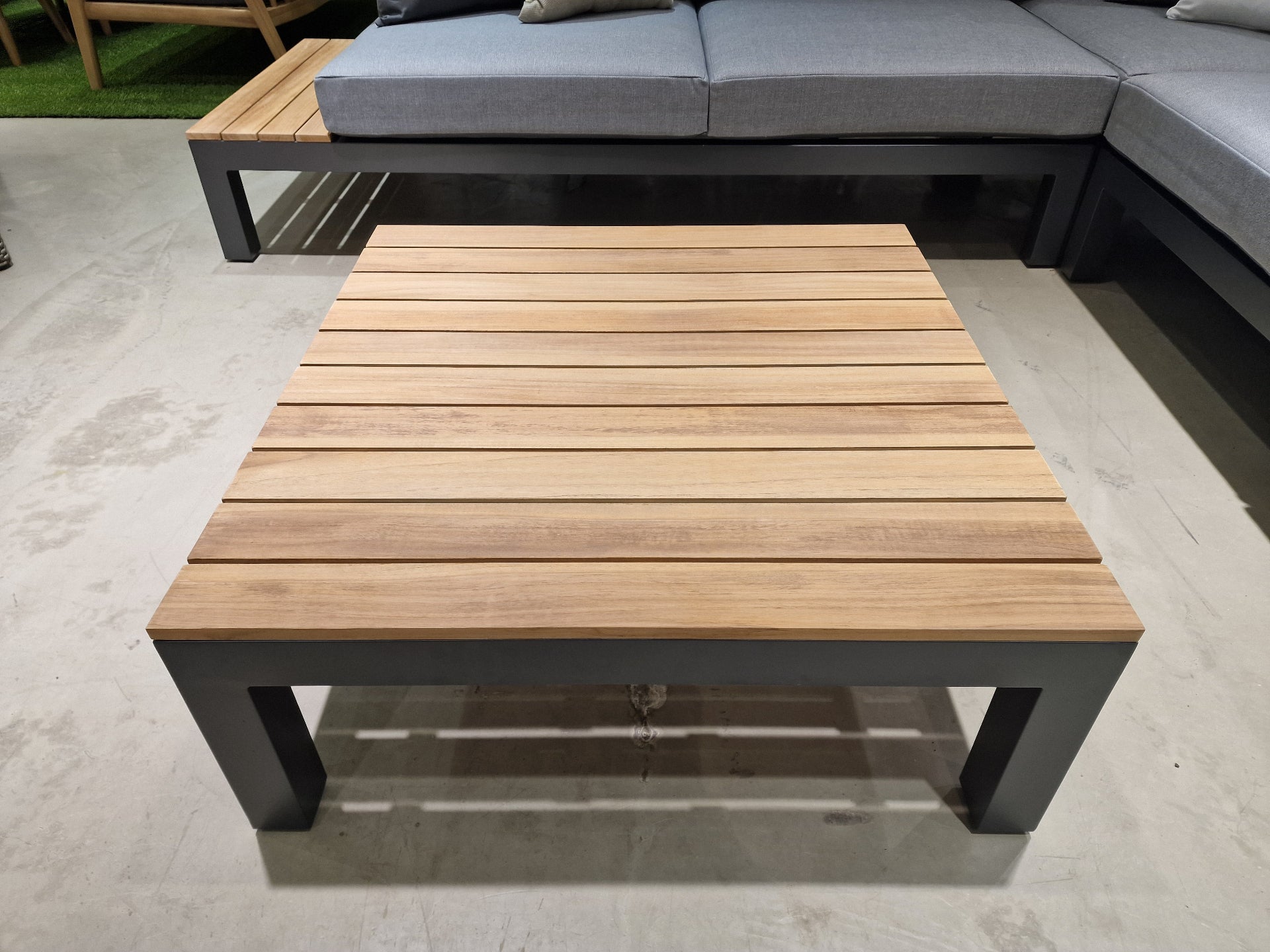 Vienna Hoeklounge Set Teak Top 4-delig Alu - Royal Grey Mat + Pepper Grey