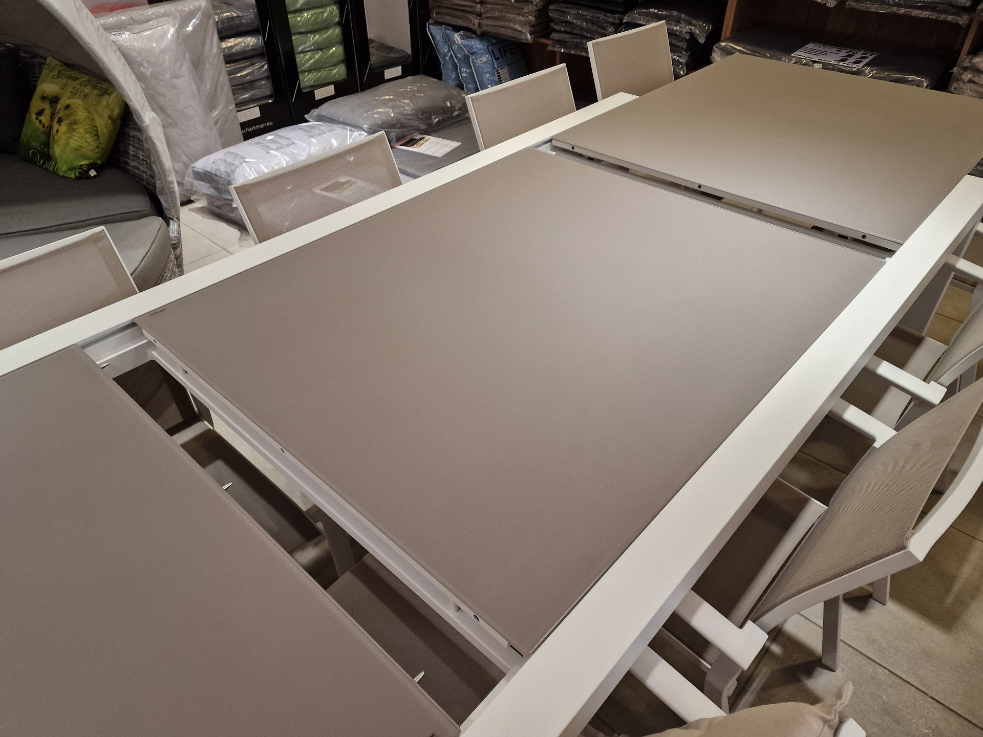 ALU Tuintafel Uitschuifbaar Lissabon White Mat 220-330 cm x 106 cm