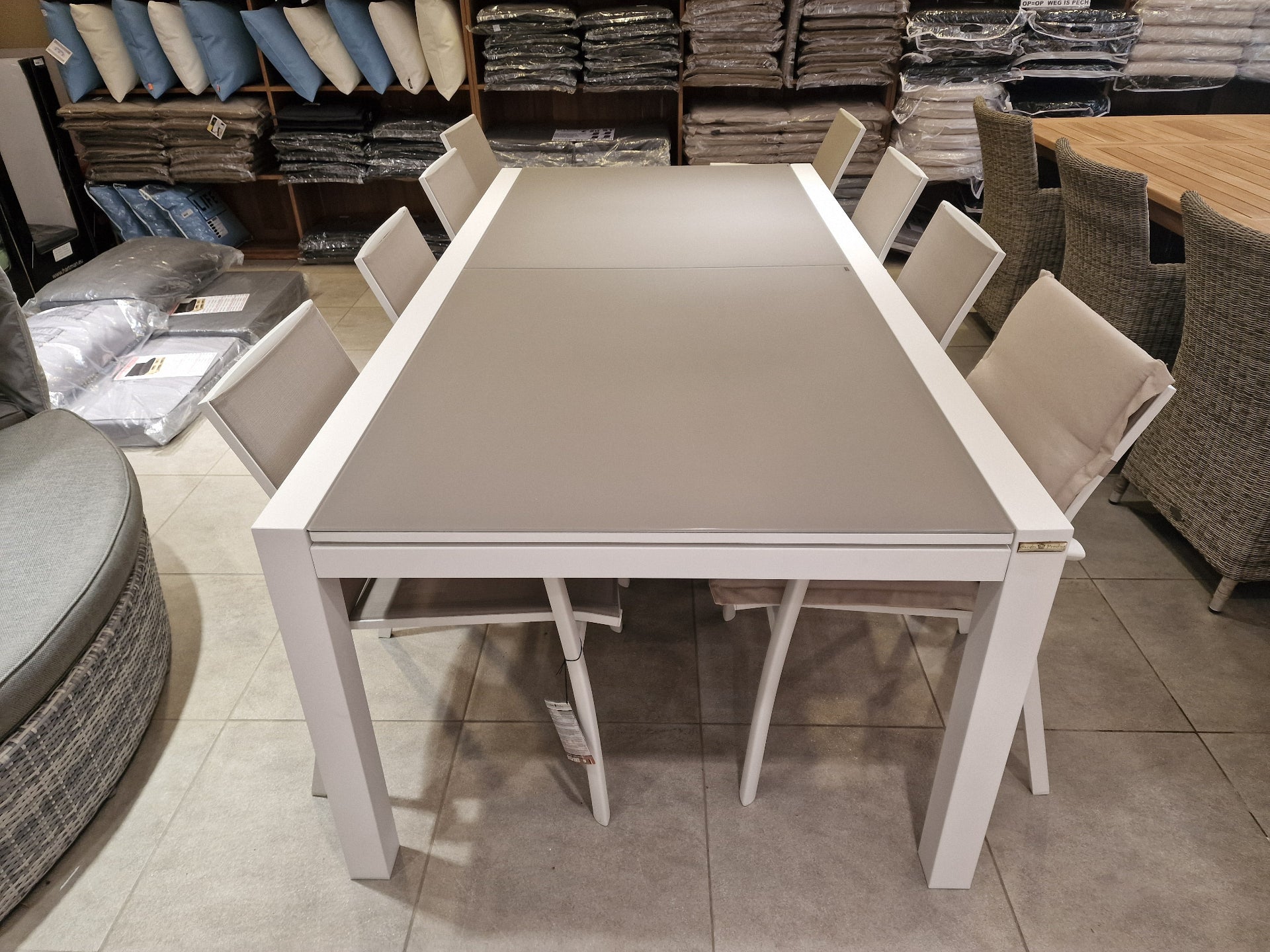 ALU Tuintafel Uitschuifbaar Lissabon White Mat 220-330 cm x 106 cm