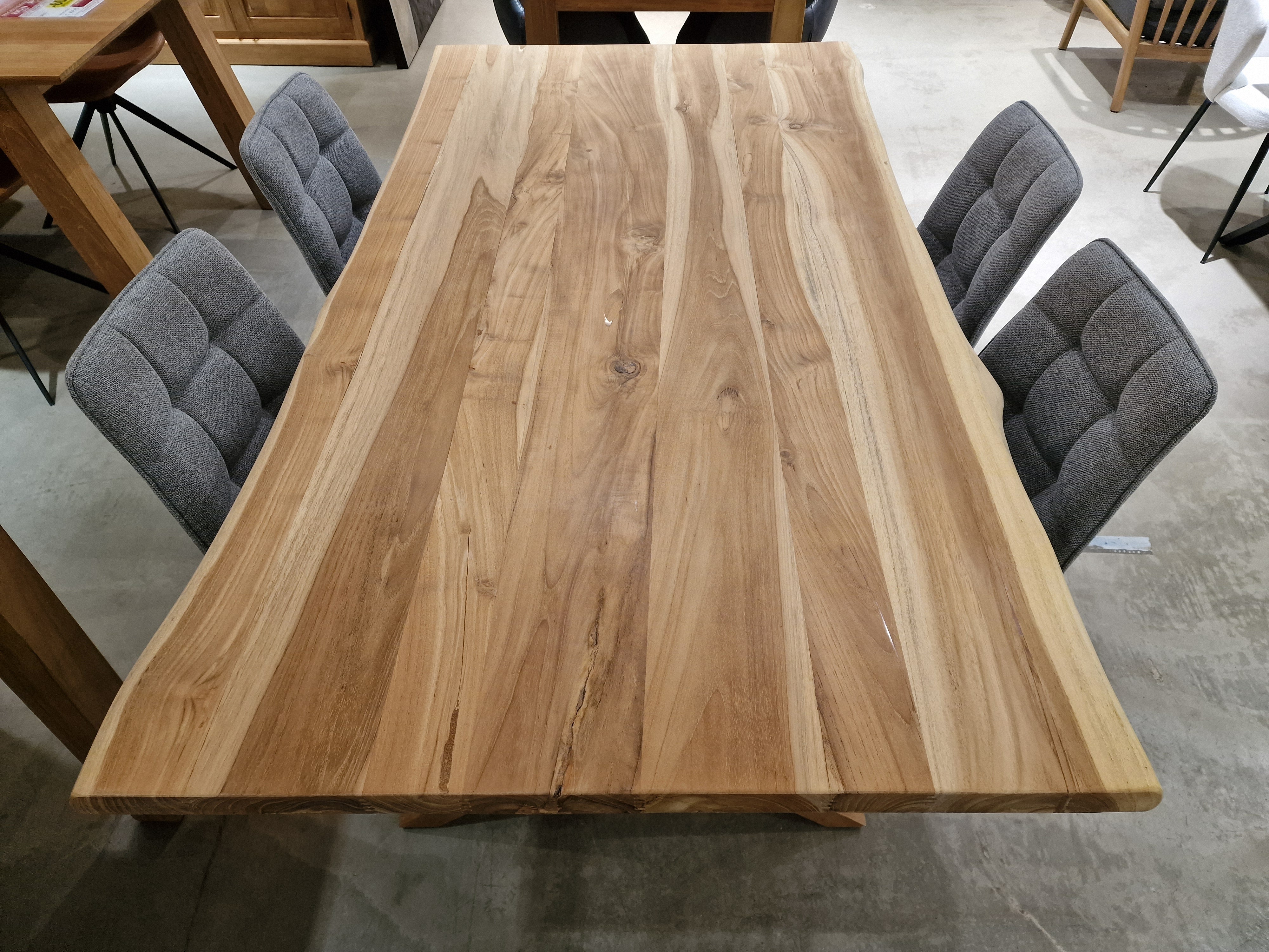 Teak Interieurtafel Alami Rechthoekig 180 x 100cm Naturel Boomstam met X-Poten