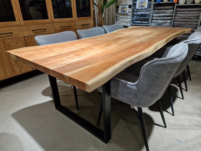 Acacia Interieurtafel Soho Rechthoekig 250 x 100cm Naturel Boomstam met zwart metalen U-Poten