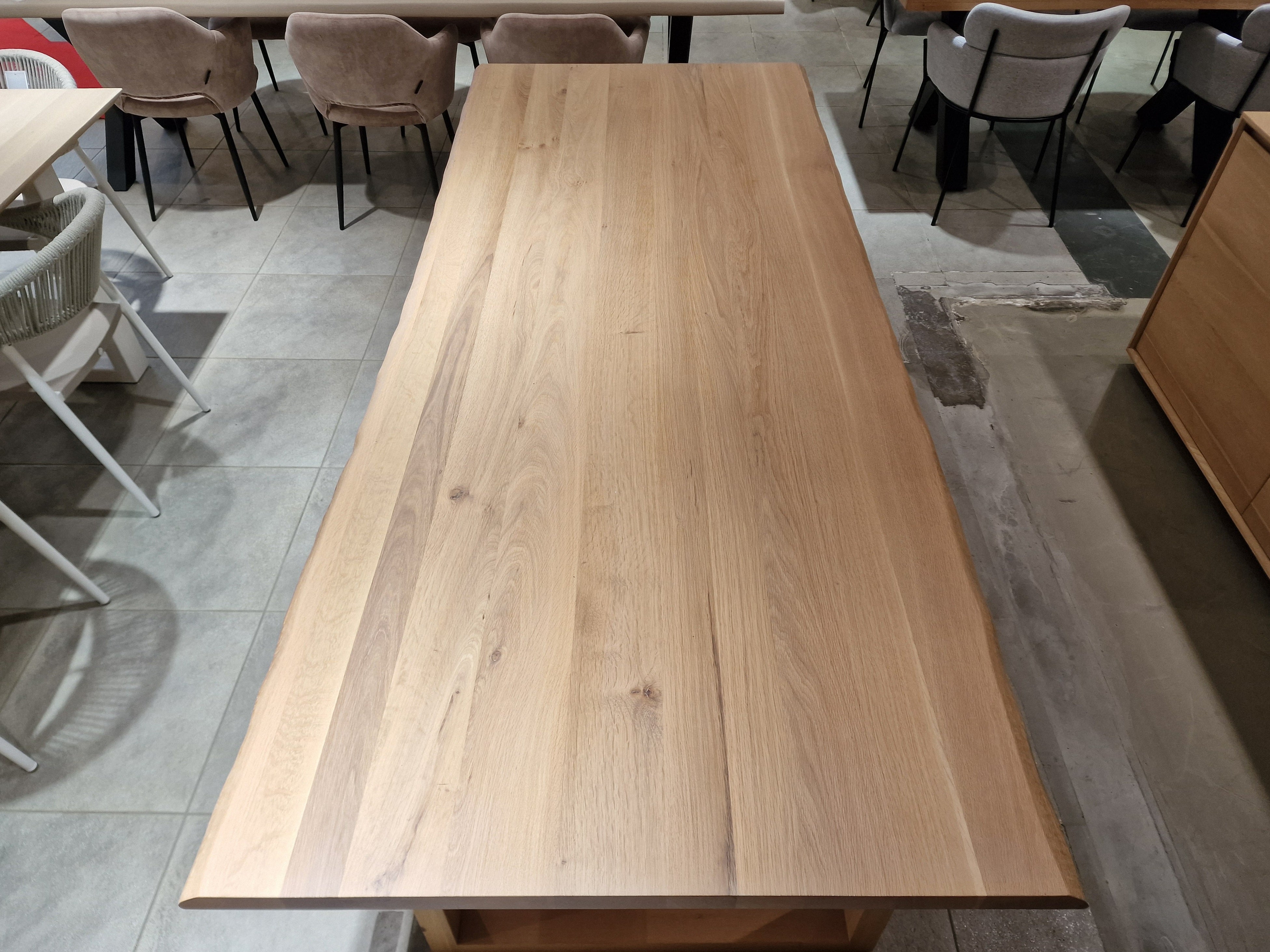 Eik Interieurtafel Dahli Rechthoekig 240 x 100cm Naturel Boomstam met U-Poten