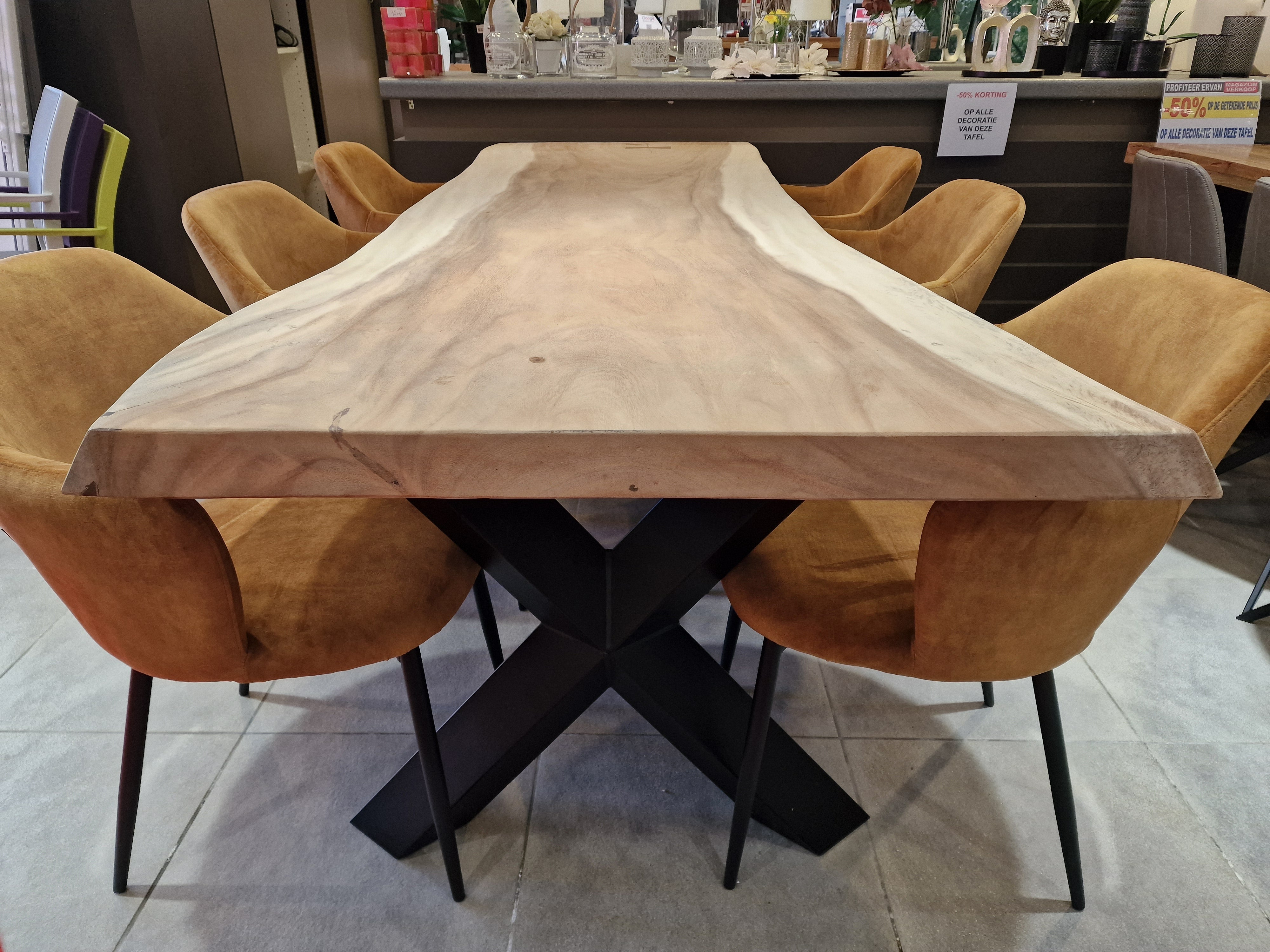 Meh Munggur Interieurtafel Rechthoekig 220 x 80cm Naturel Boomstam met zwart metalen X-Poten