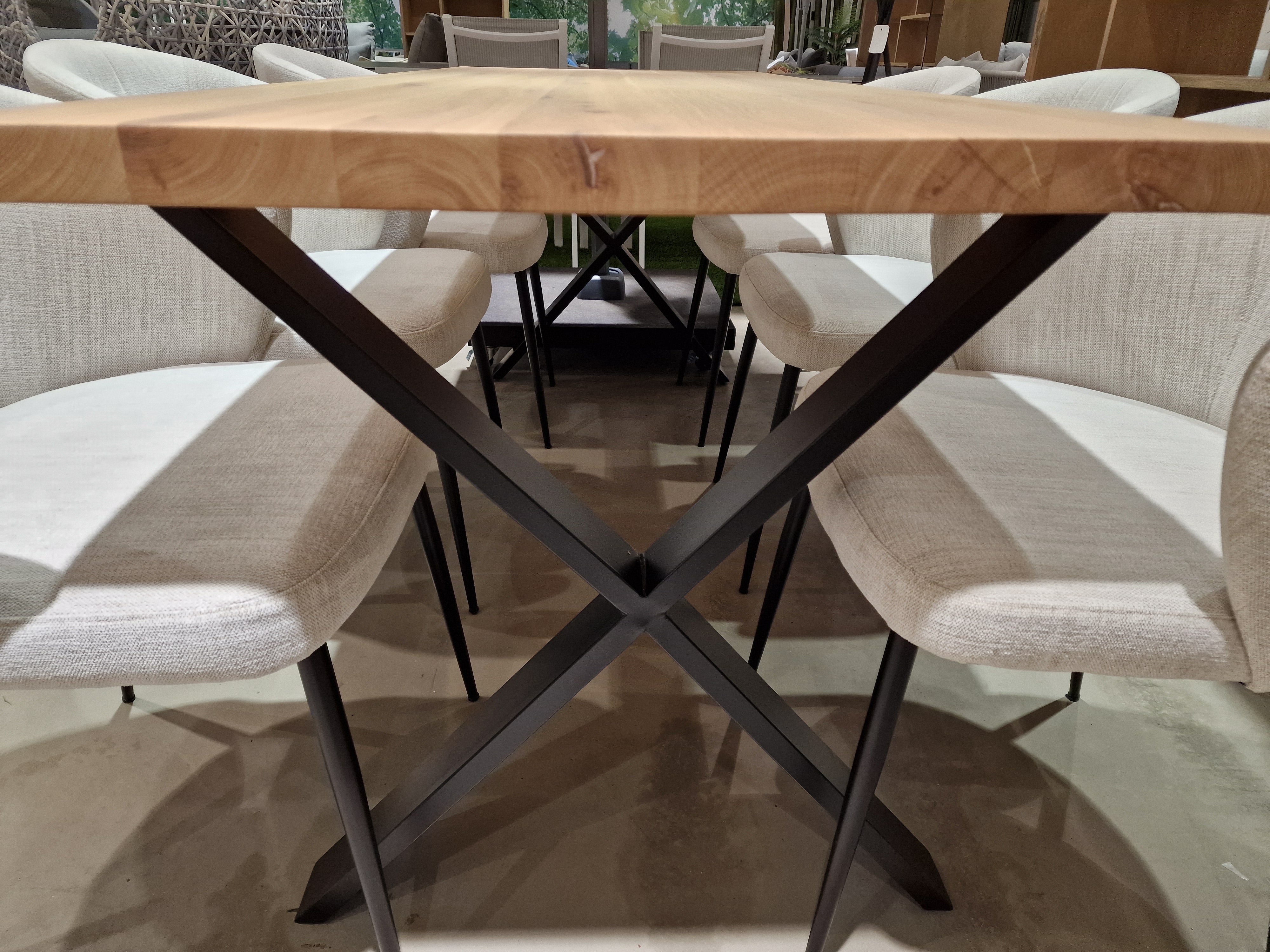 Eik Interieurtafel Rechthoek 200 x 75cm Naturel Recht met zwart metalen X-Poten