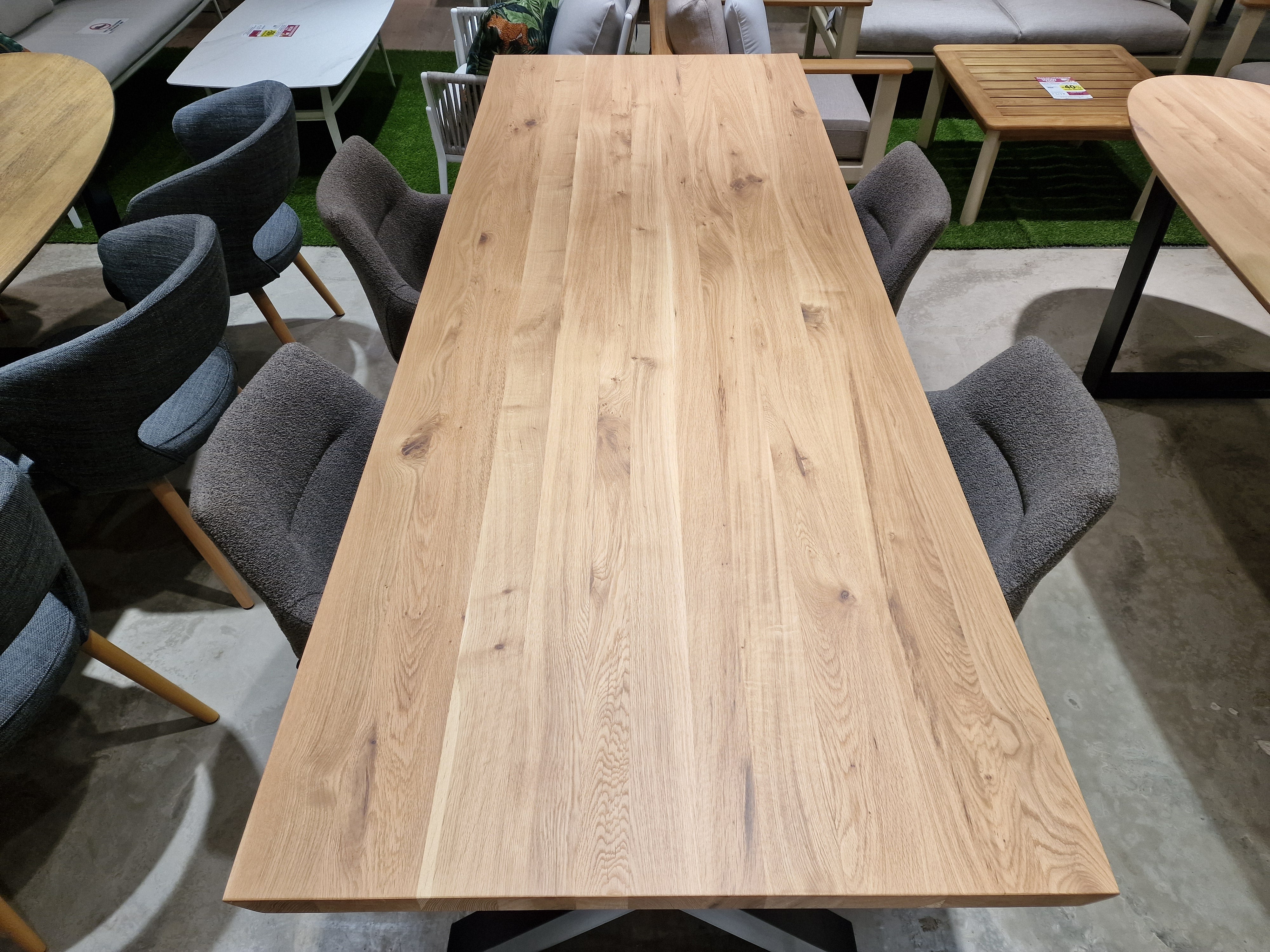 Eik Interieurtafel Rechthoek 240 x 90cm Naturel Verjongd met zwart metalen X-Poten