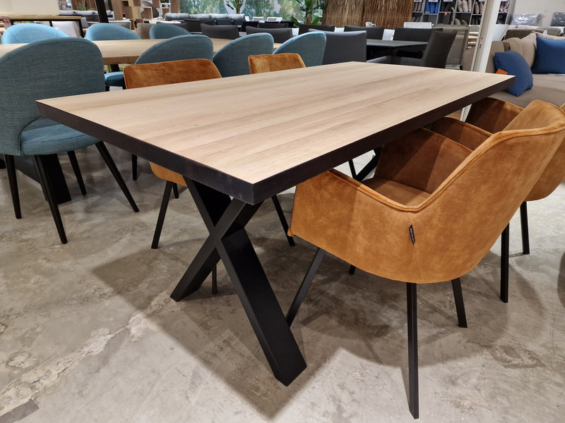 Eik Interieurtafel Rechthoekig 160 x 80cm Naturel Recht met zwart metalen X-Poten