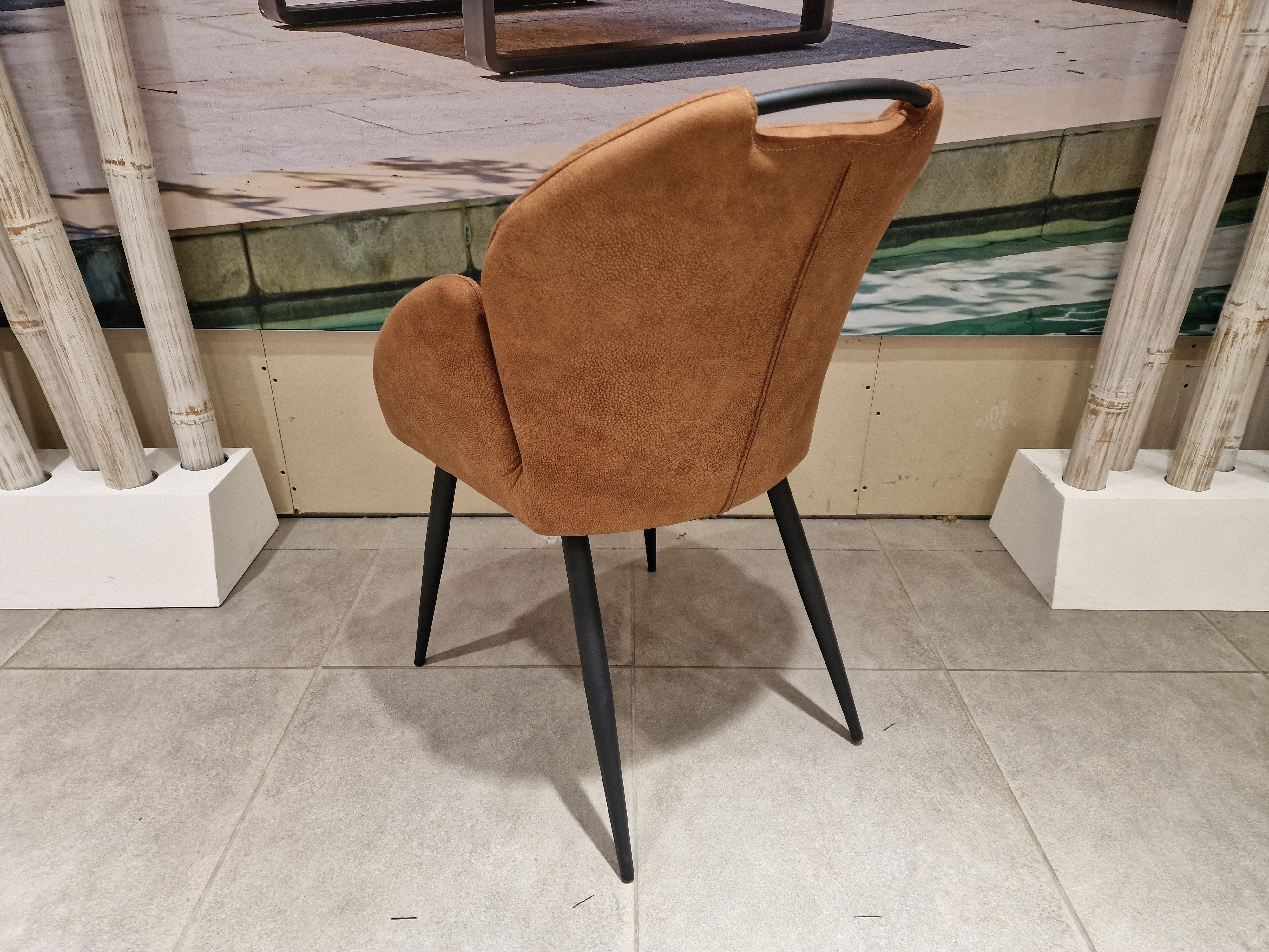 Eetkamerstoel Belize - Stof Zorro Cognac - Zwarte Poten