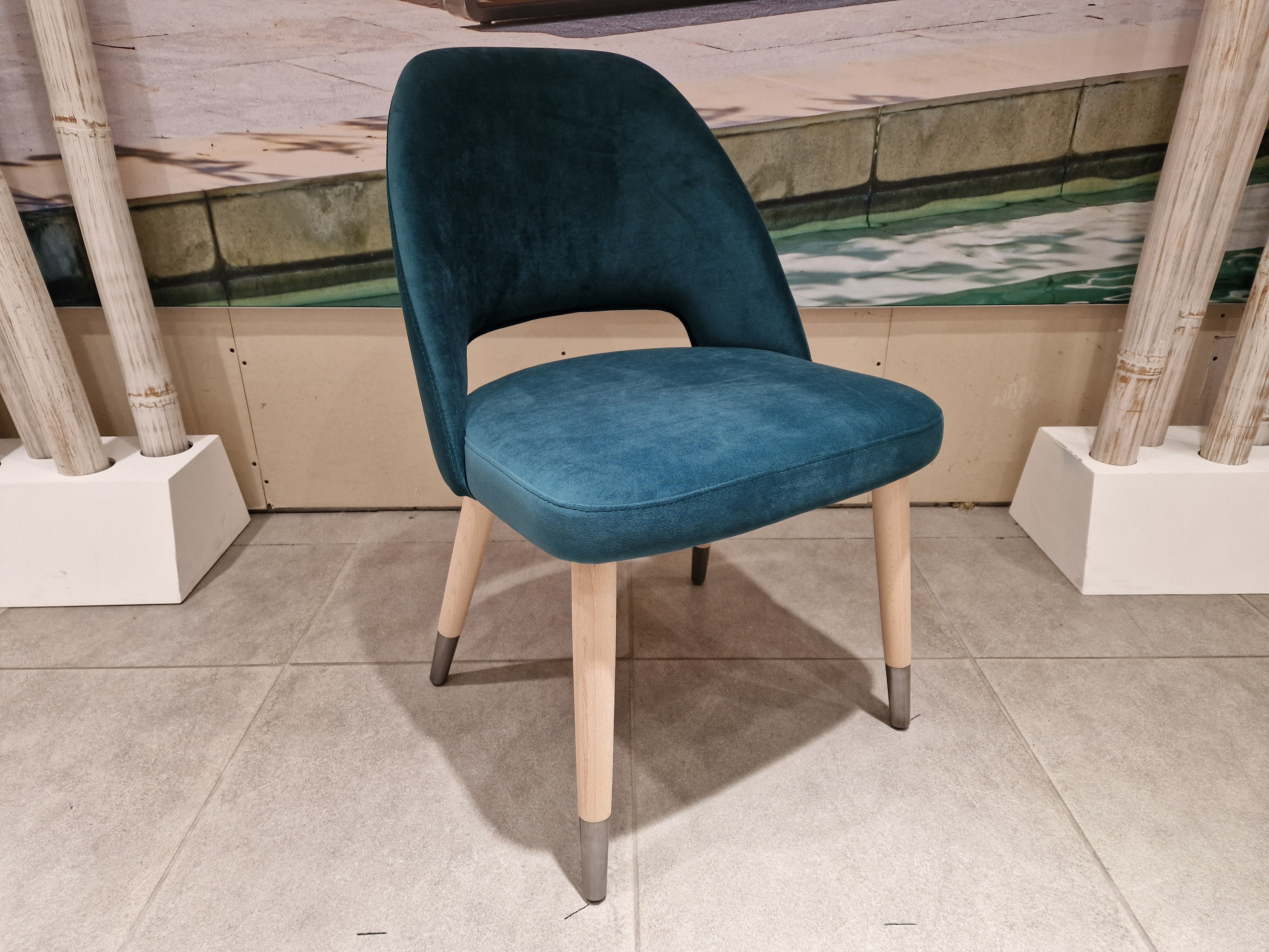 Interieurstoel Joy - Stof Turquoise - Houten Poten met Metaal