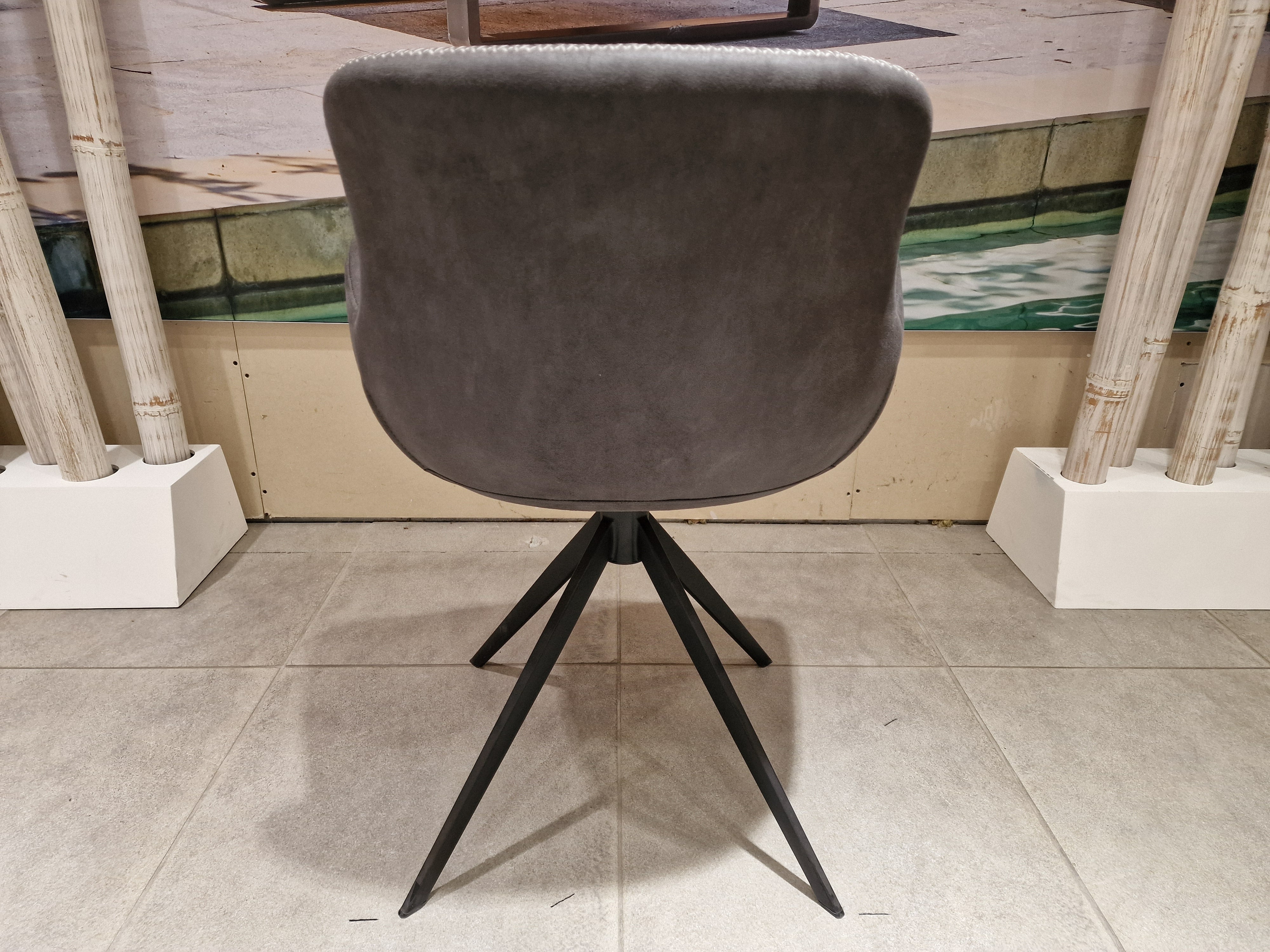 Eetkamerstoel Slide op Draaivoet - Stof Bull Antraciet - Zwarte Poten