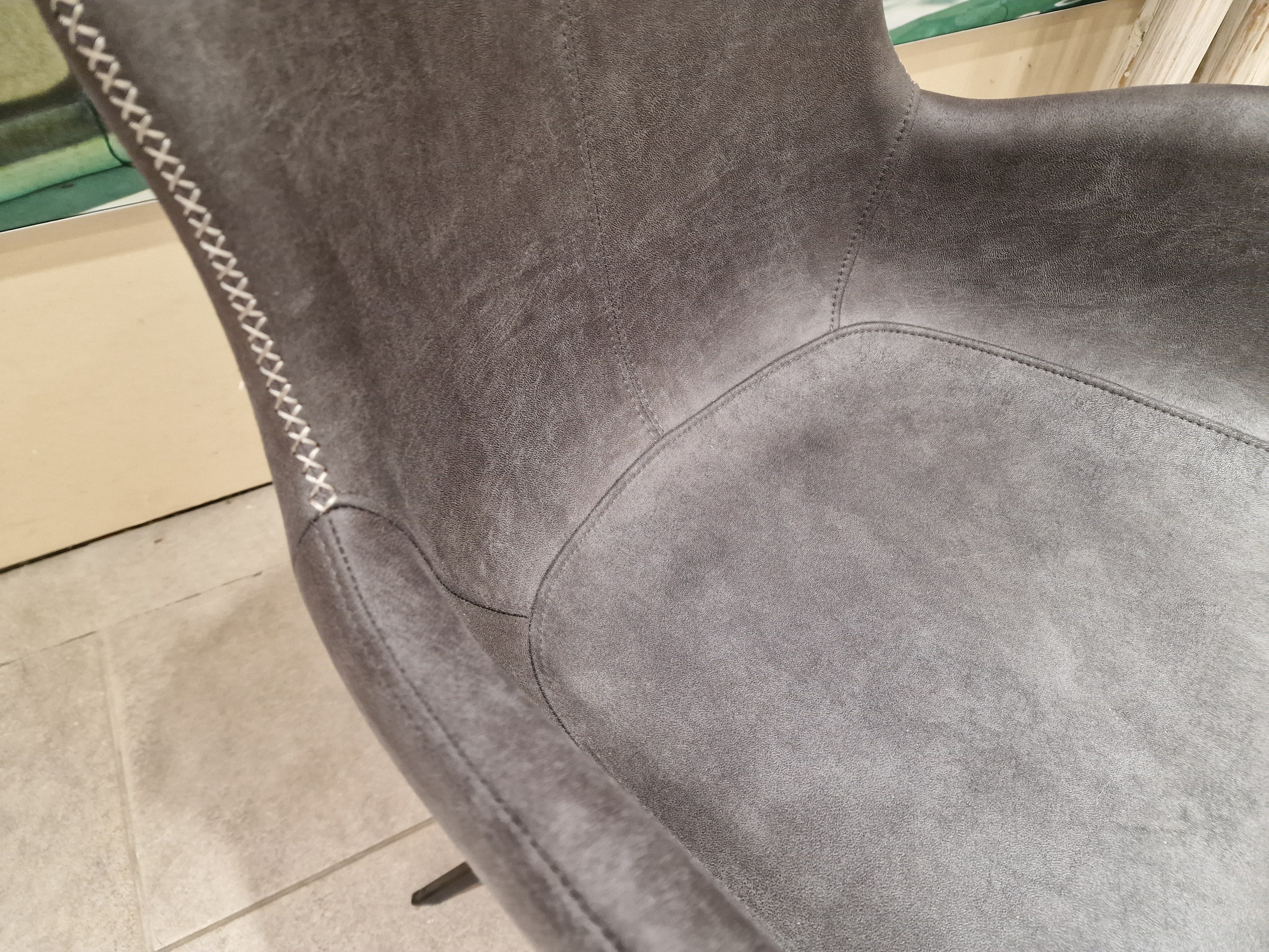 Eetkamerstoel Slide op Draaivoet - Stof Bull Antraciet - Zwarte Poten