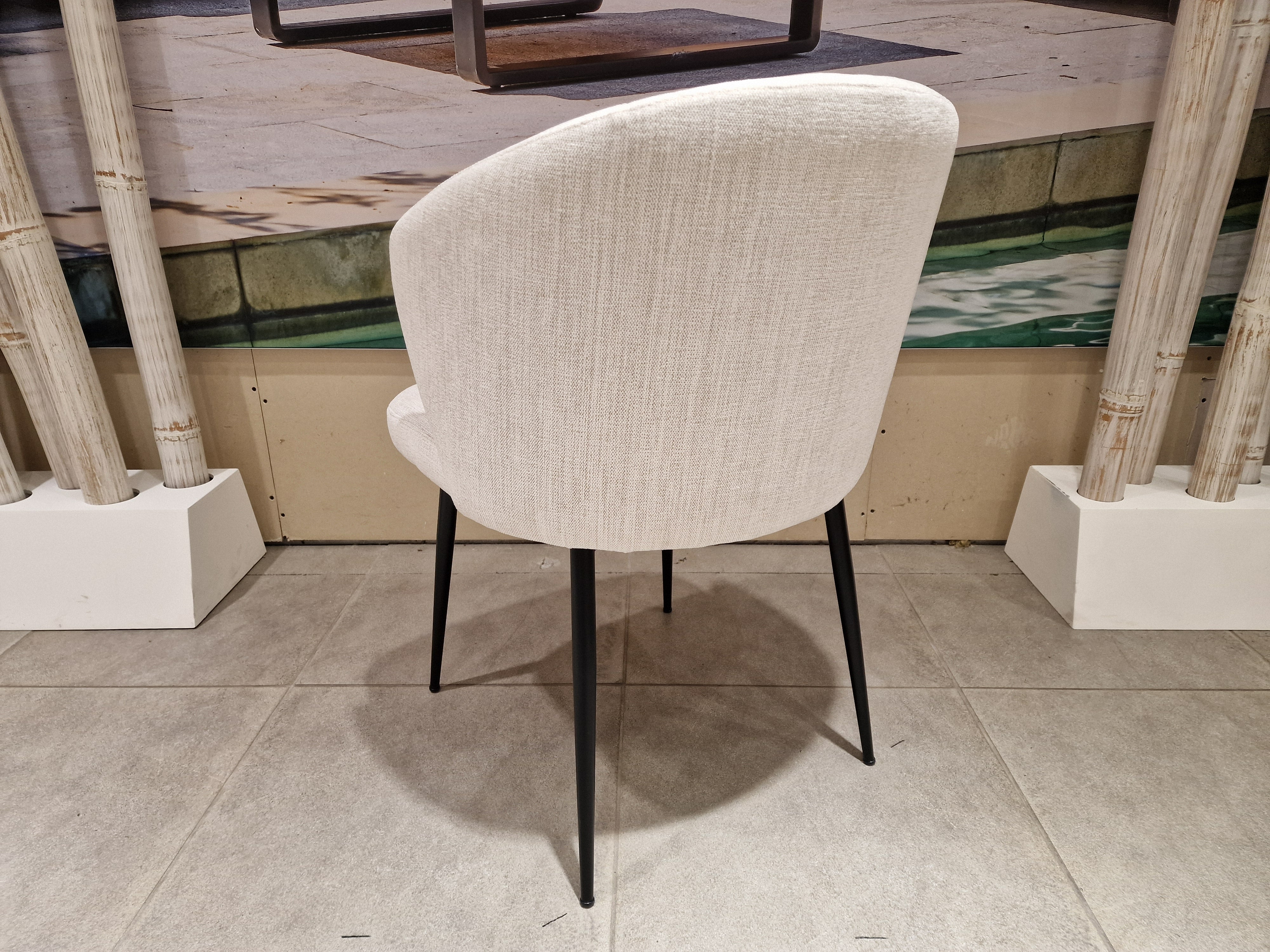 Eetkamerstoel Lot - Stof Naturel - Zwarte Poten