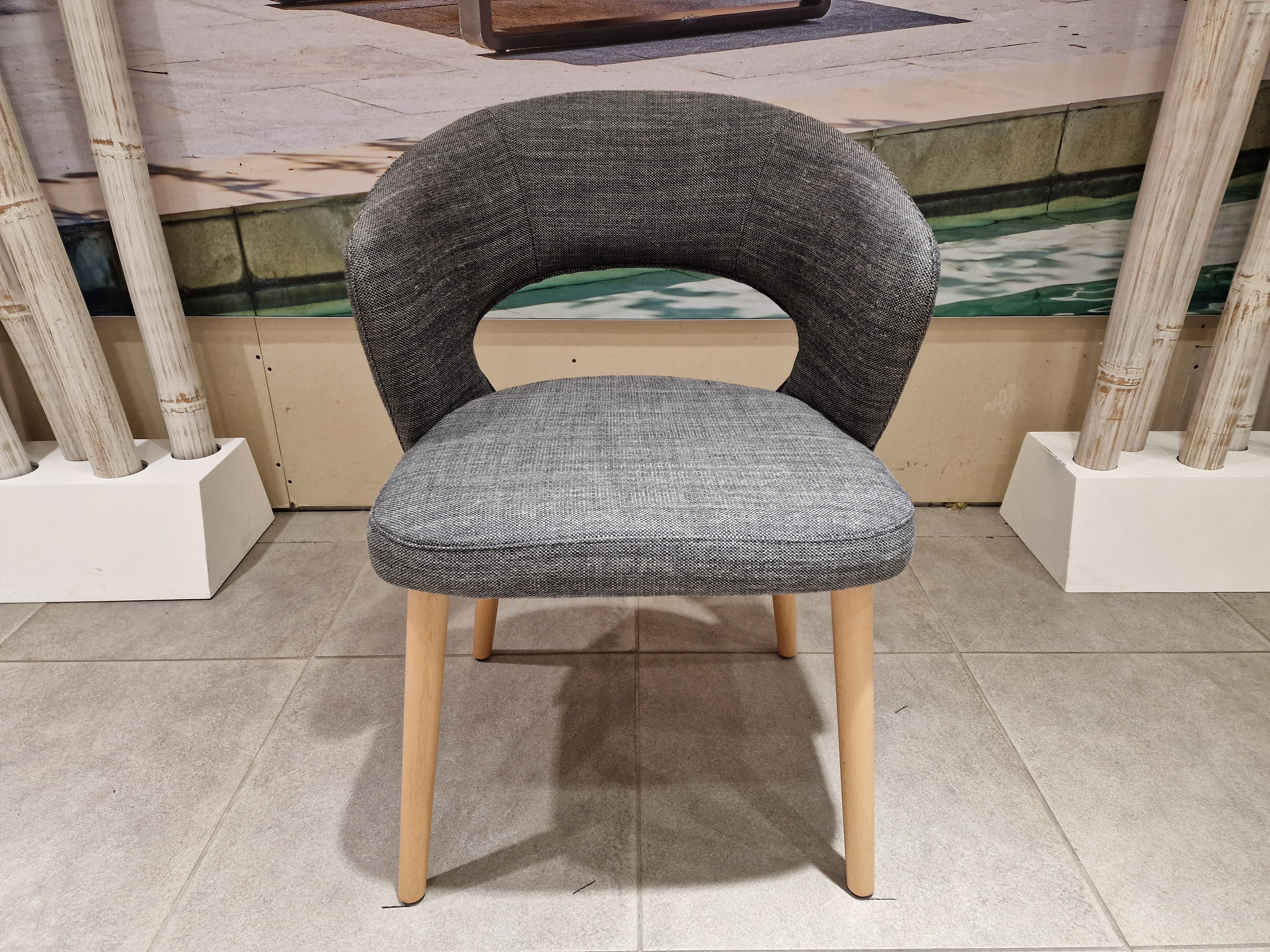 Eetkamerstoel Fay - Stof Antraciet - Houten Poten