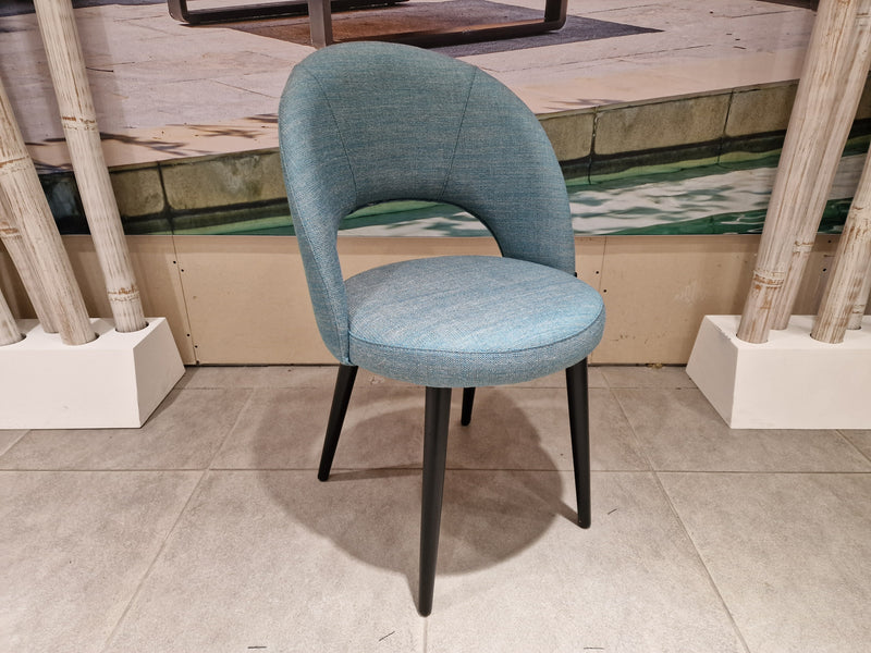 Eetkamerstoel Jax - Stof licht turquoise - Zwarte Poten Metaal