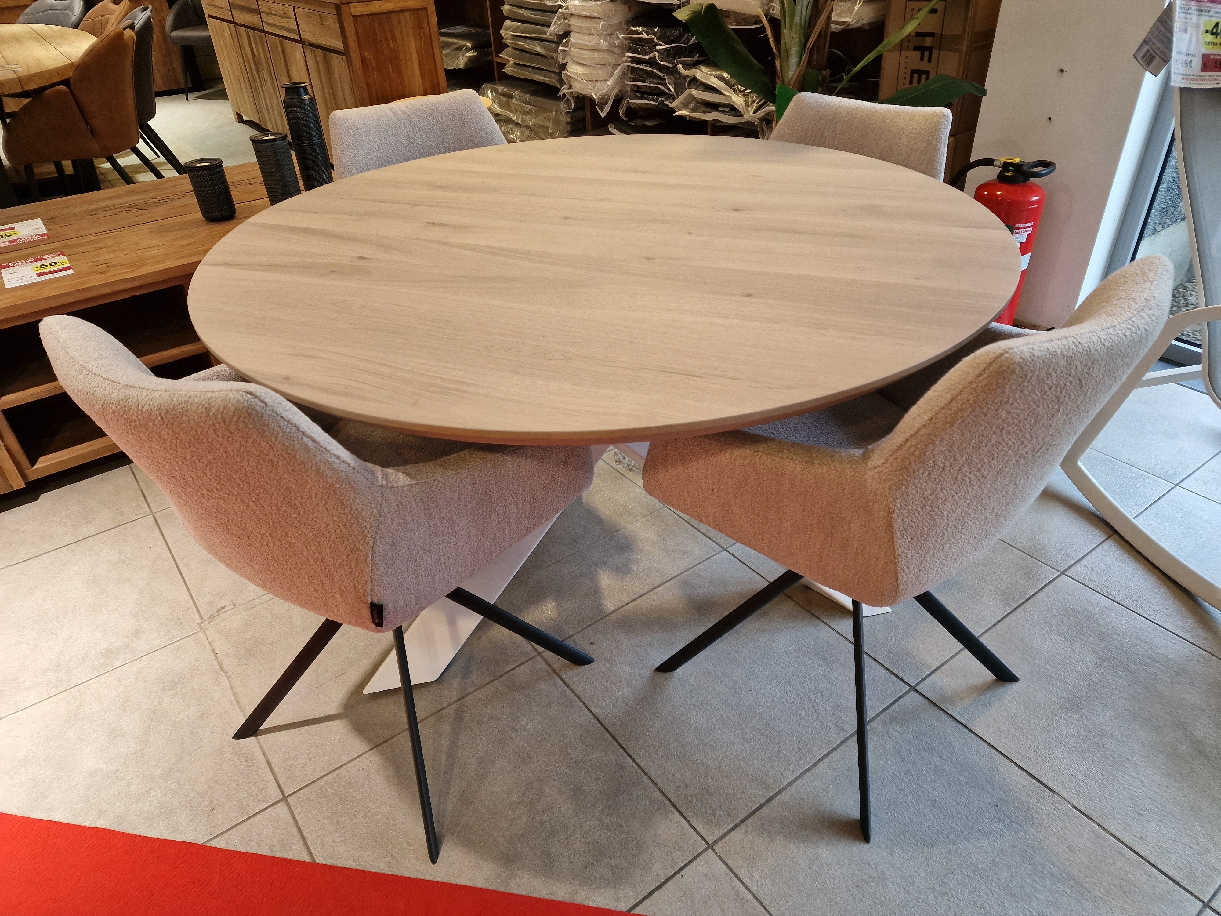 Eetkamerstoel Kinto op Draaivoet - Stof Alpine Naturel 01 - Zwarte Poten