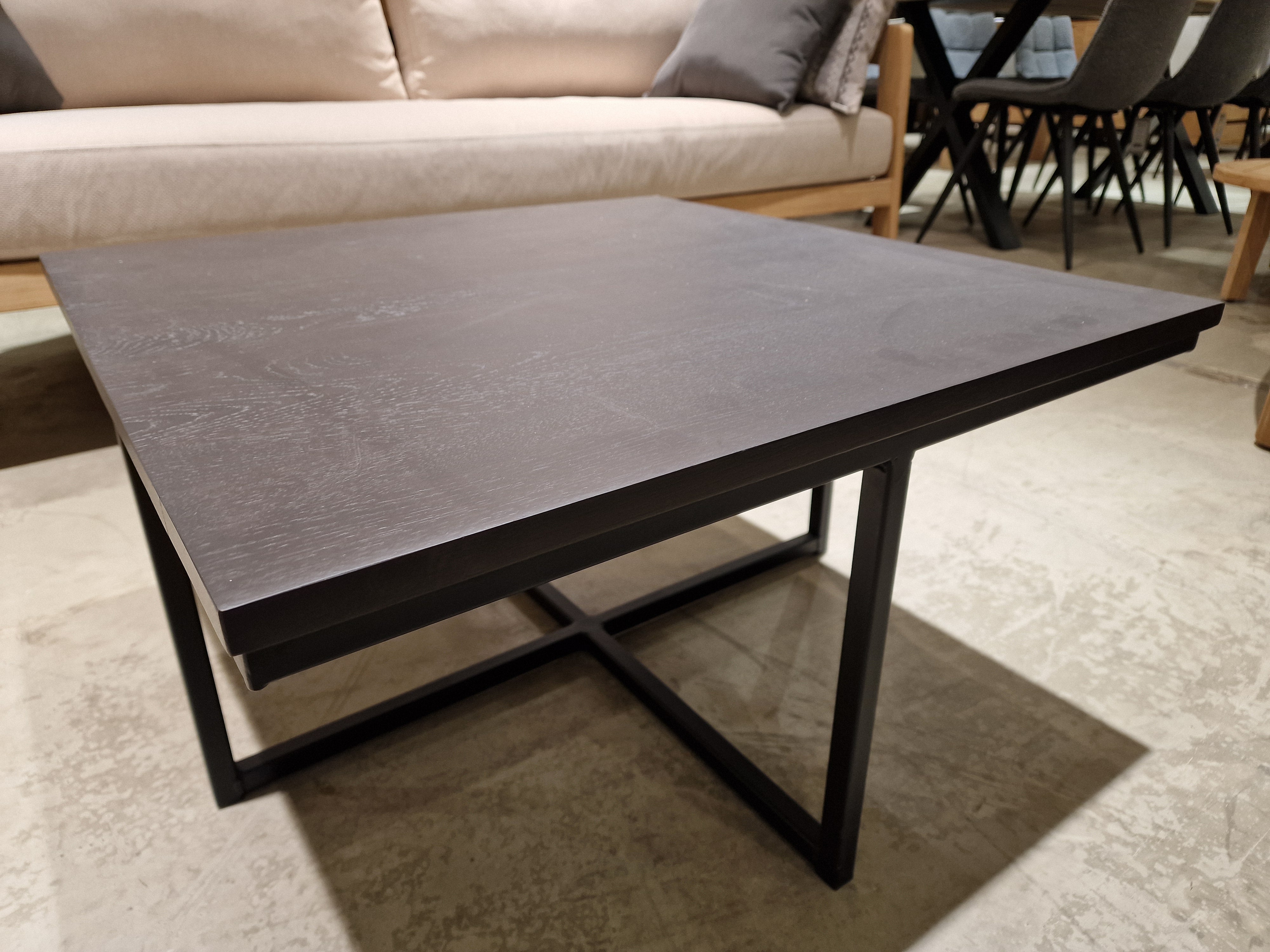 Eik Salontafel Tygo Vierkant 60 x 60cm Wenge met Zwart Metalen Onderstel