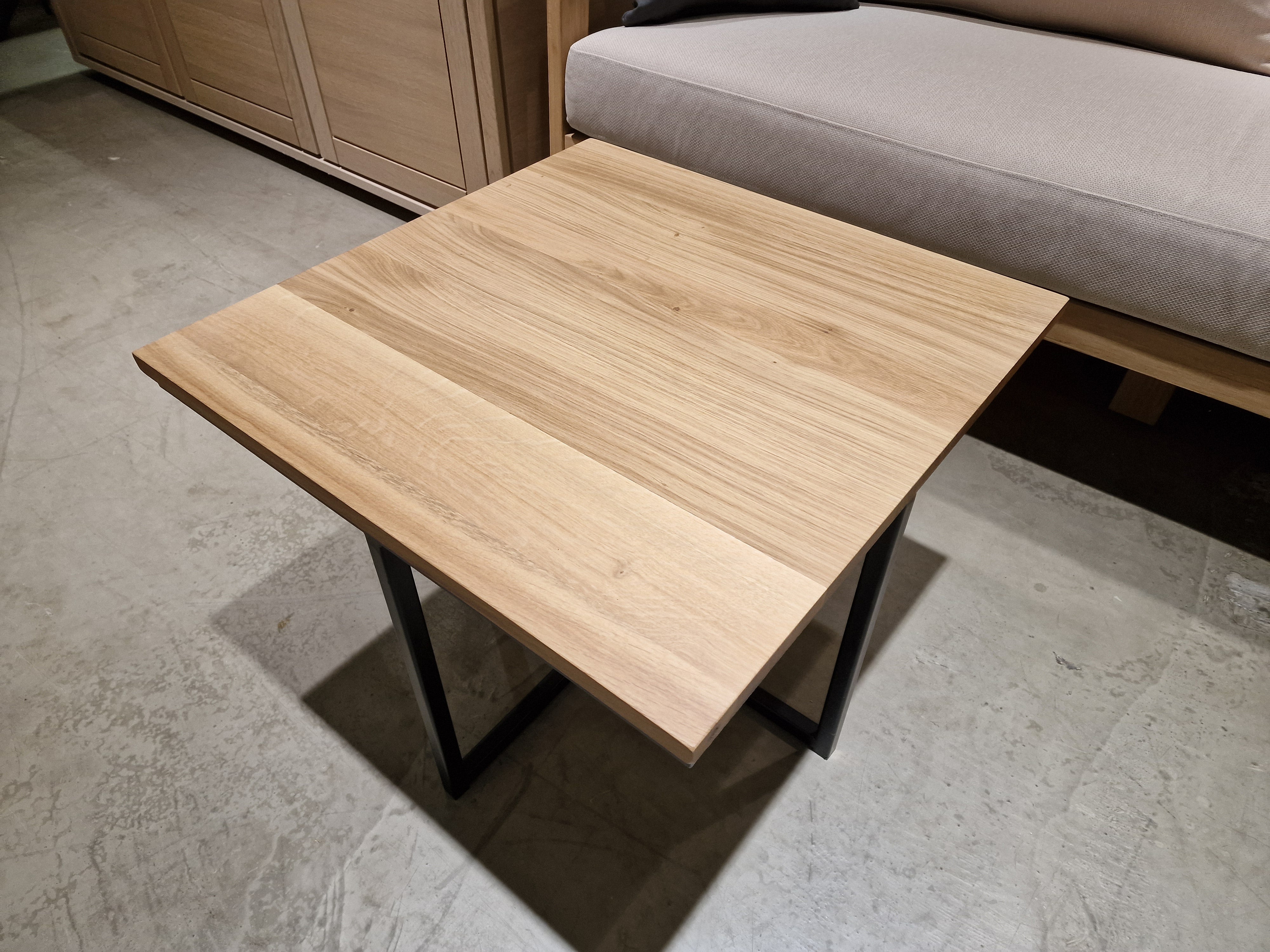 Eik Salontafel Tygo Vierkant 60 x 60cm Naturel met Zwart Metalen Onderstel