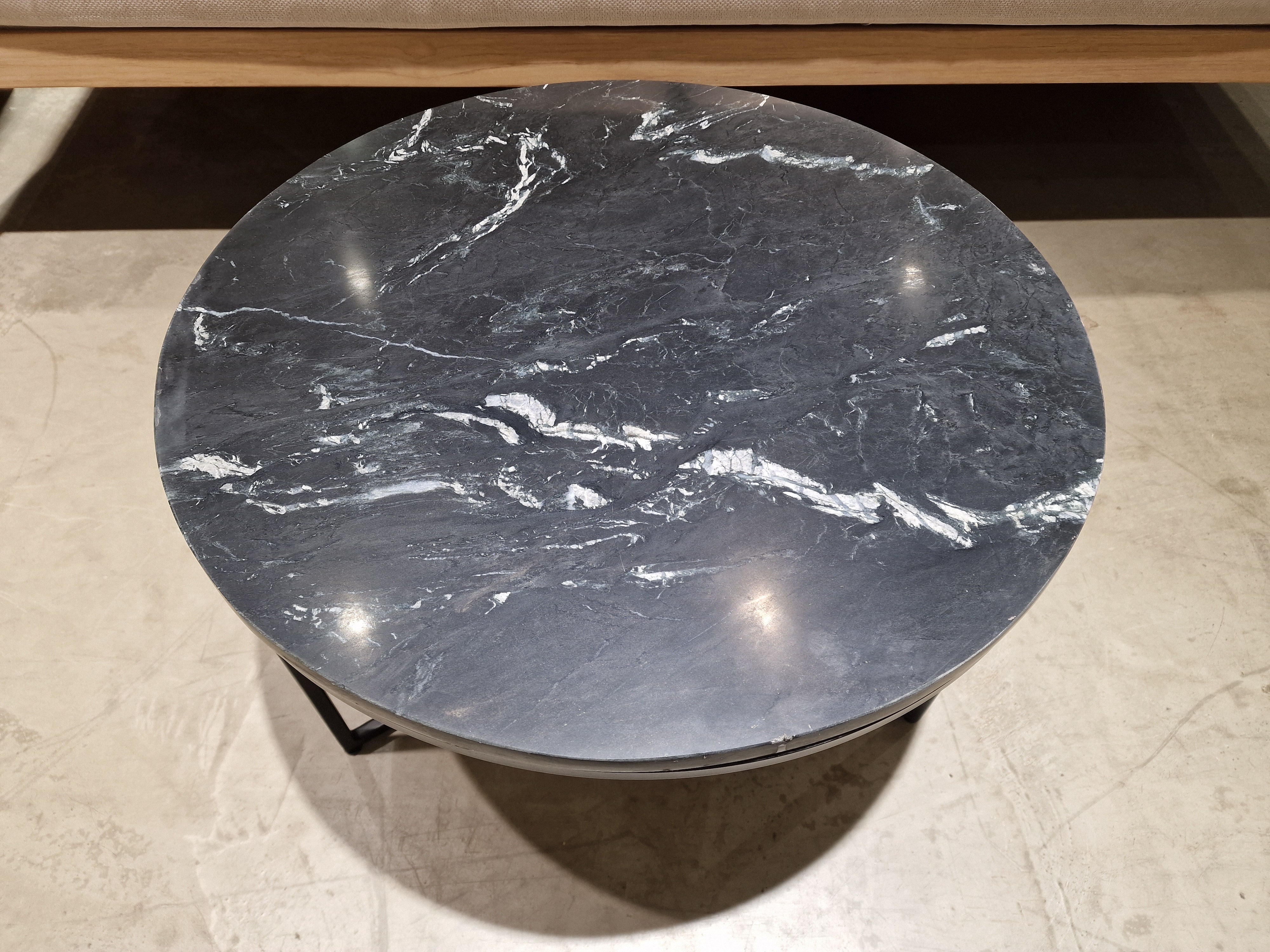 Marmer Salontafel Rond 60cm Zwart met Zwart Metalen Onderstel