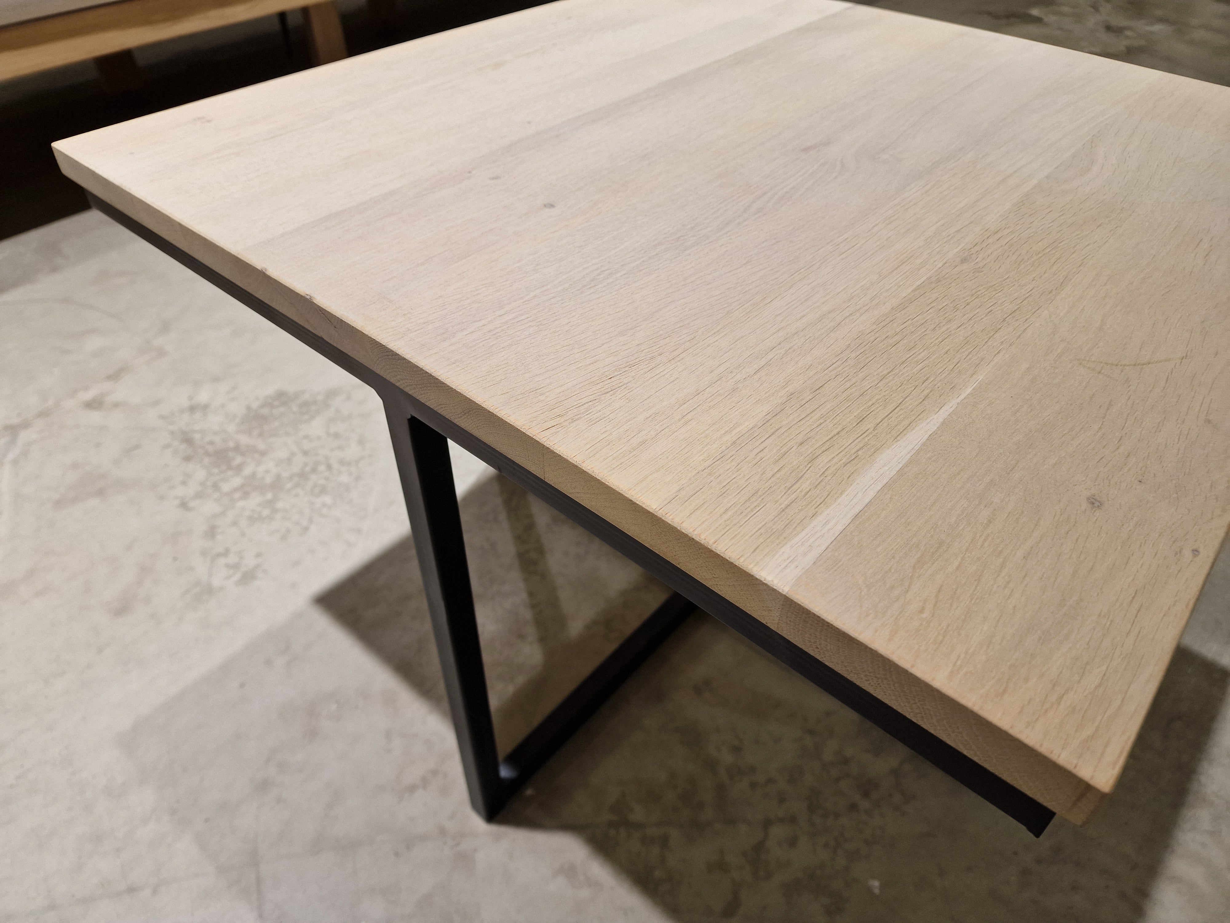 Eik Salontafel Tygo Vierkant 60 x 60cm Grijs met Zwart Metalen Onderstel