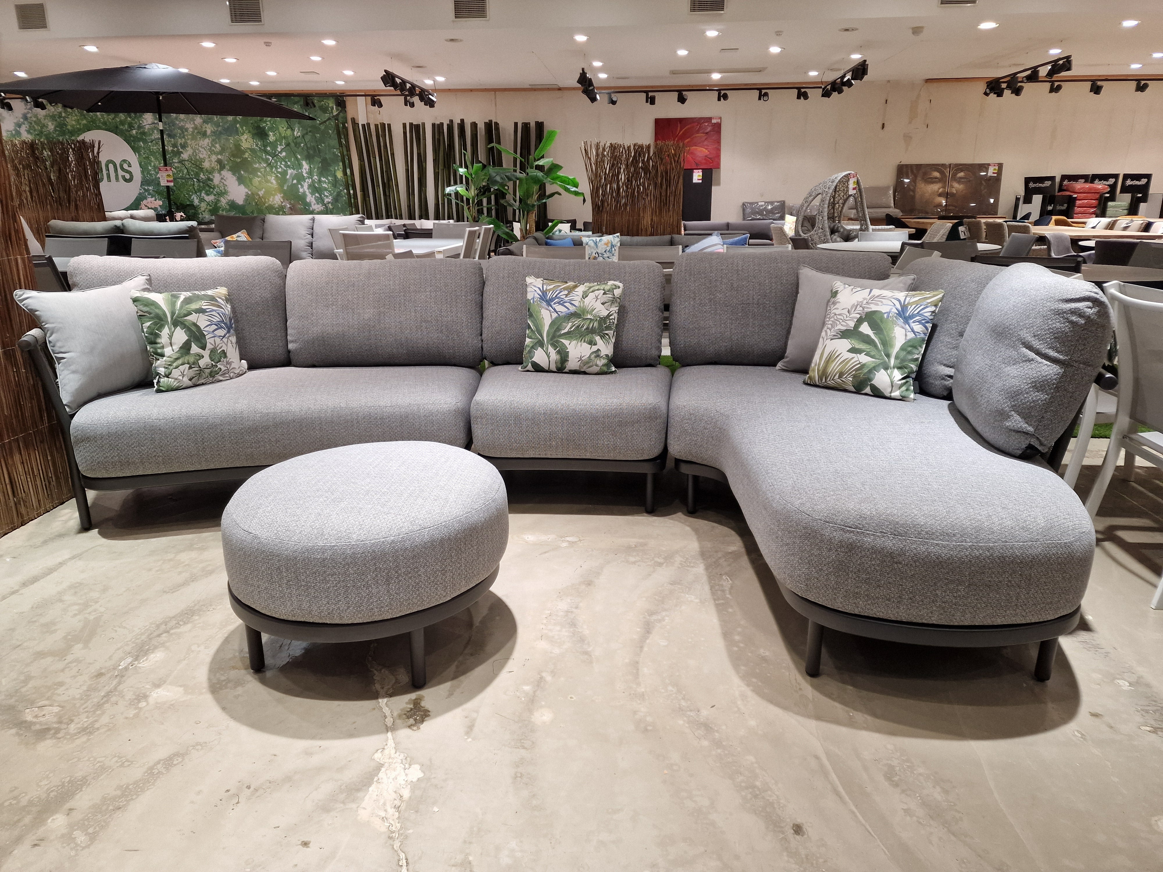 Hoeklounge Fresca Organisch Alu Frame Charcoal - Rope en Kussens Ash Grey Olefin met salontafel/Poef