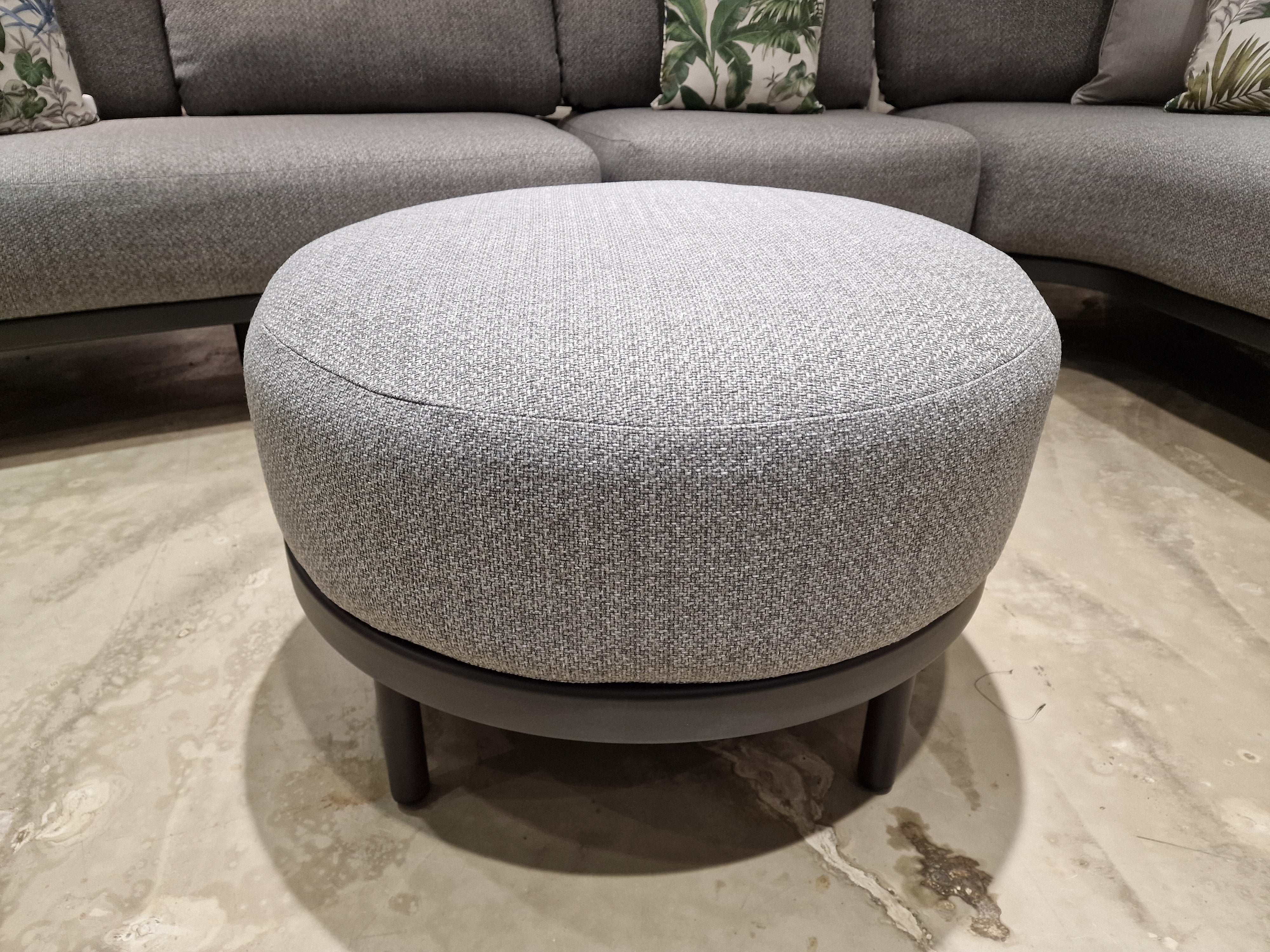 Hoeklounge Fresca Organisch Alu Frame Charcoal - Rope en Kussens Ash Grey Olefin met salontafel/Poef