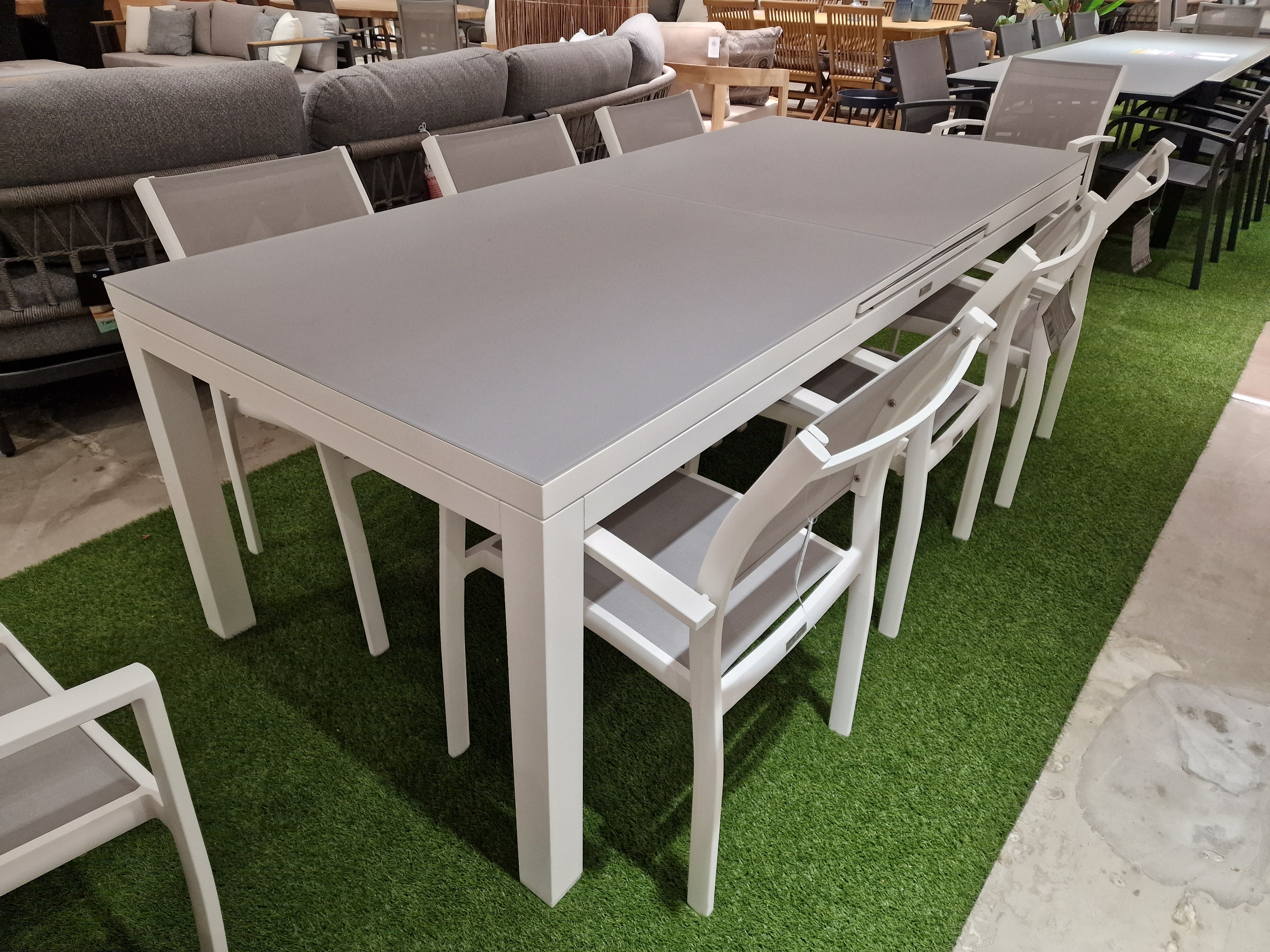 Alu Tuintafel Uitschuifbaar Garda White Mat + Glas Top Light Grey - 220 - 280 x 100 cm