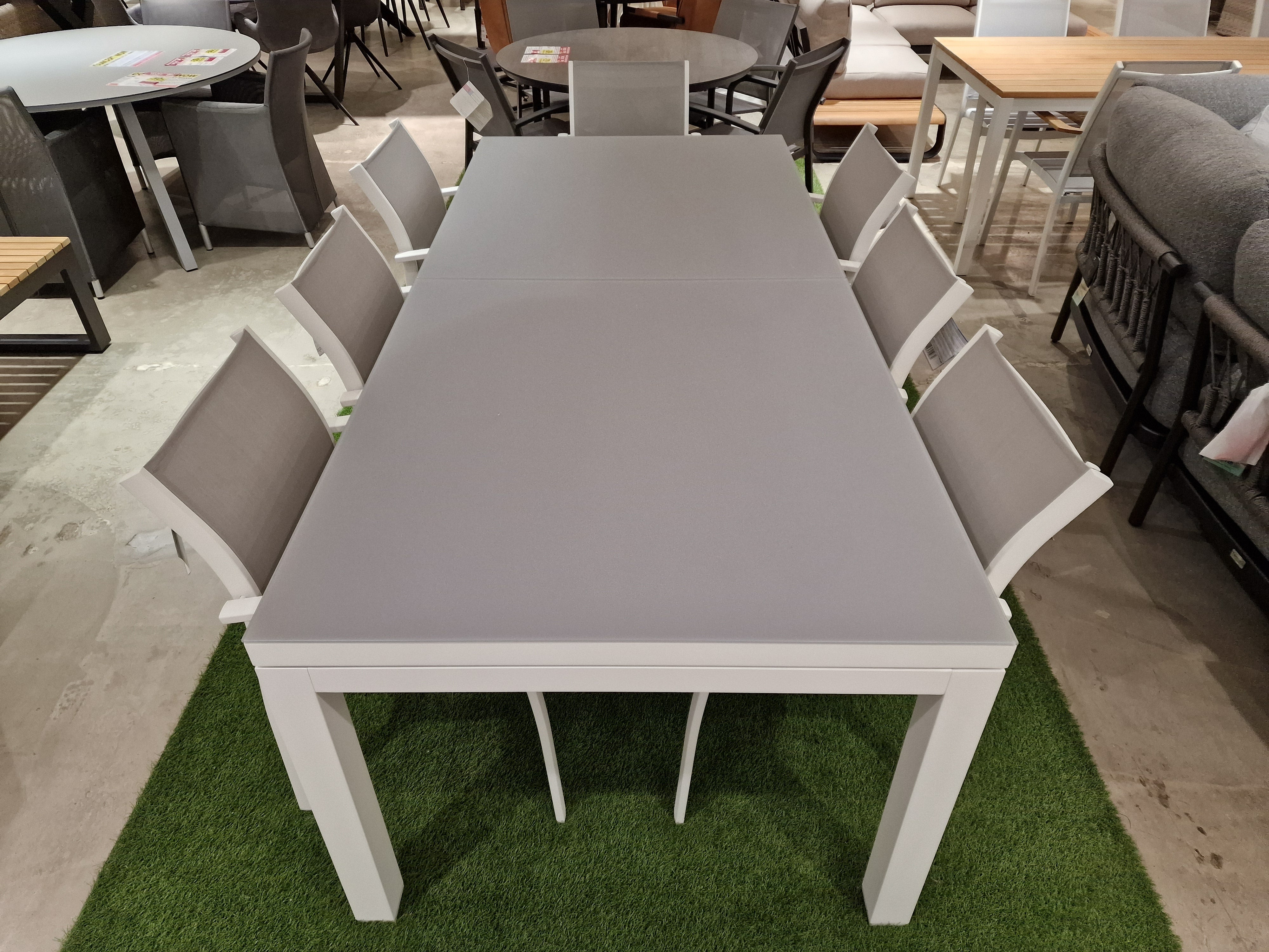 Alu Tuintafel Uitschuifbaar Garda White Mat + Glas Top Light Grey - 220 - 280 x 100 cm