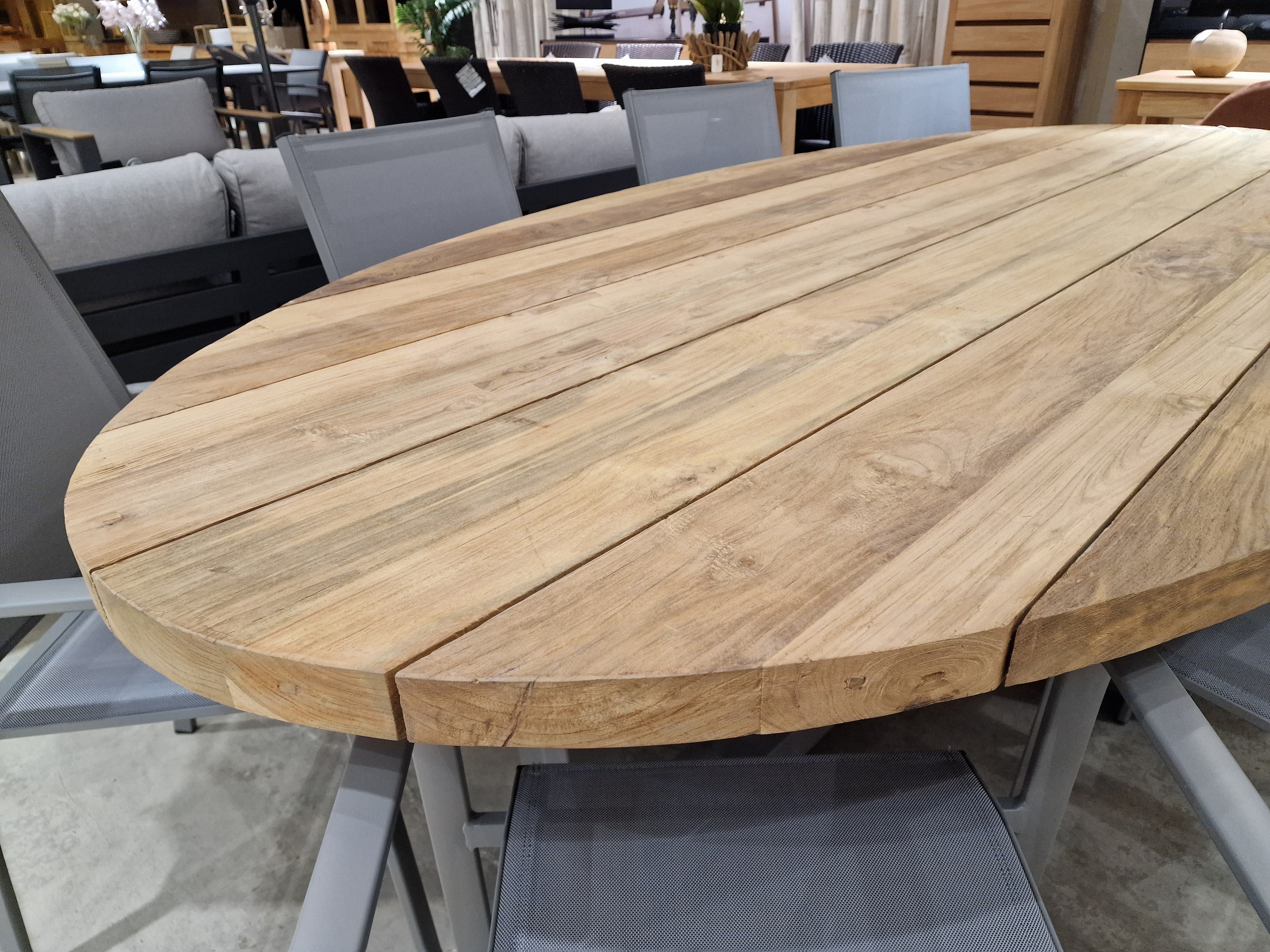 Teak Tuintafel Florida Ovaal 260x130cm met Frame in Alu Warm grey - Vintage Teak