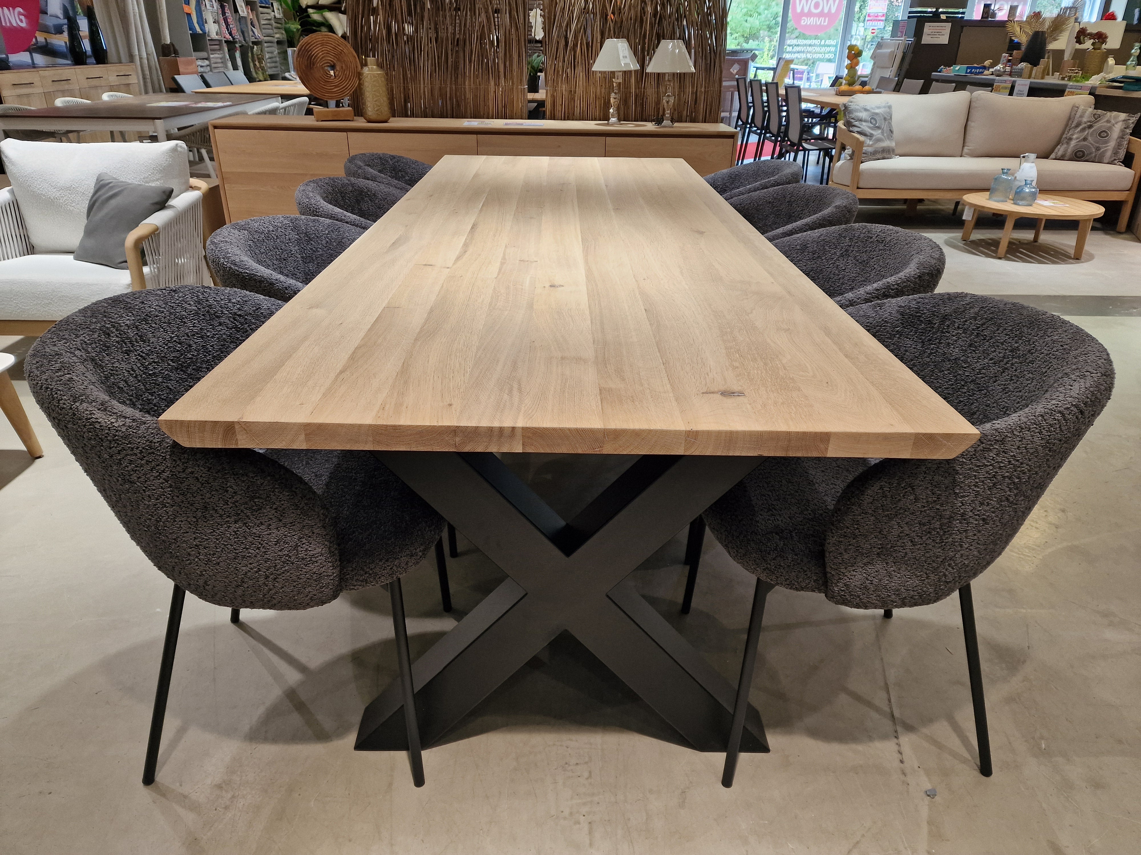 Eik Interieurtafel Rechthoek Afgeschuind 260 x 100cm Naturel - X-Poten Zwart Metaal