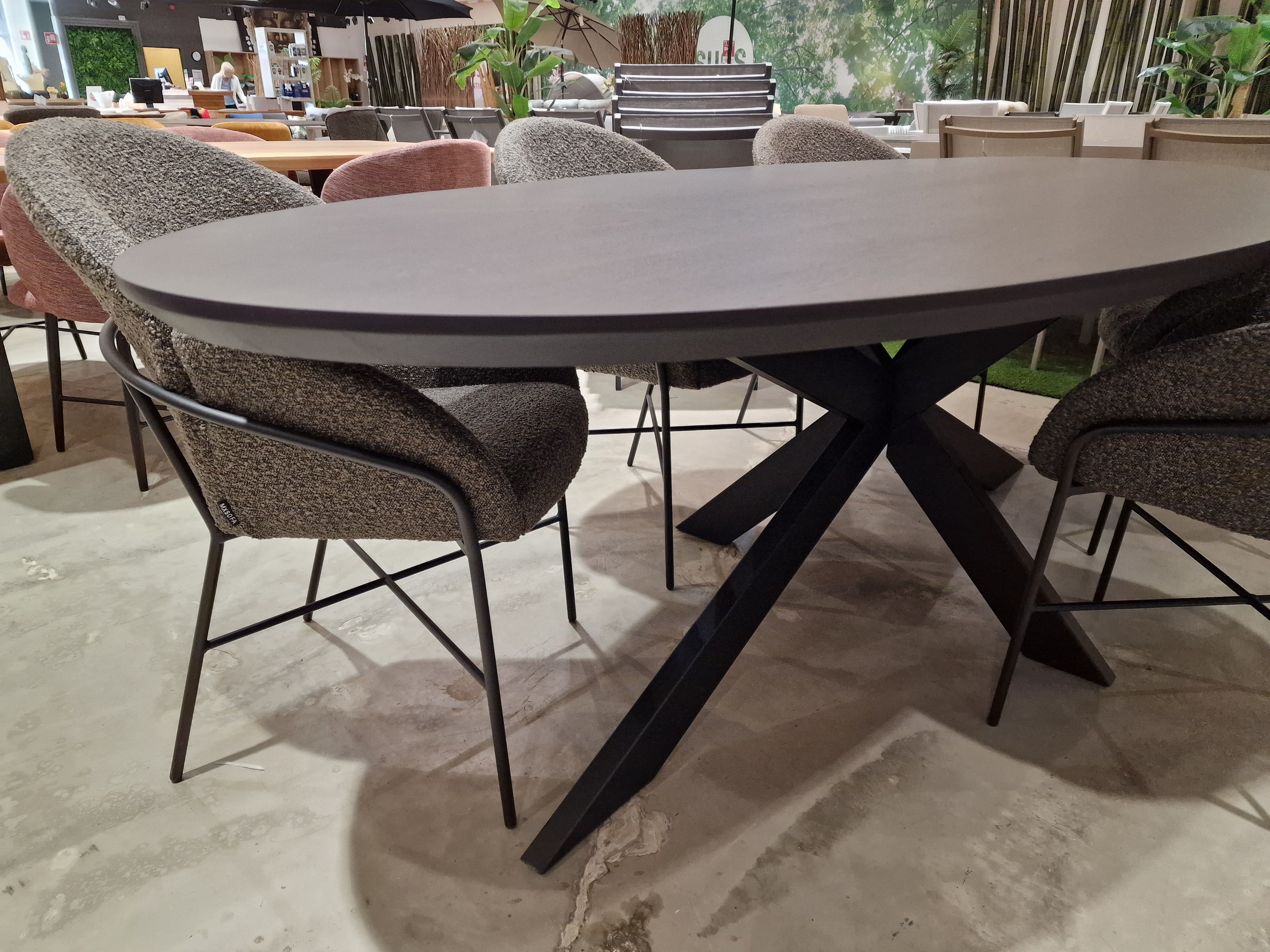 Eik Interieurtafel Rechthoekig 240 x 110cm Greywash - Trapezium Zwart Metaal