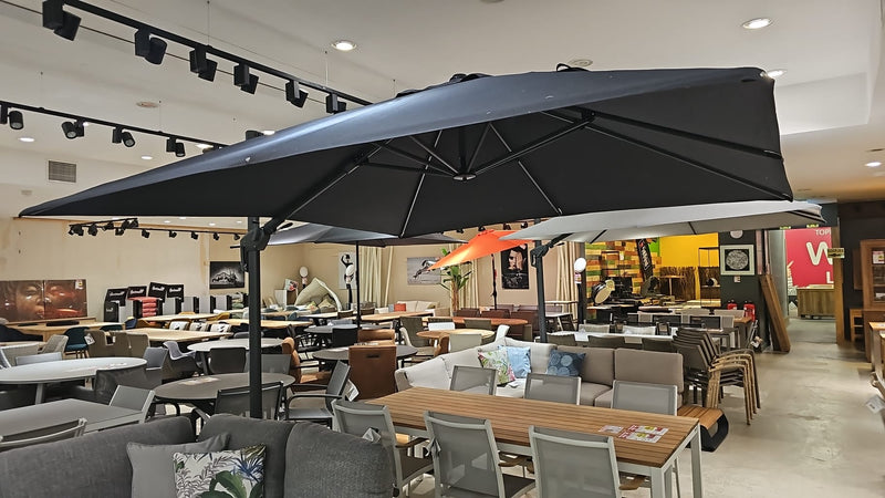 Alu Zweefparasol Capri 300 x 300cm T2 Premium - Mast Antraciet - Doek Spuncrylic Dark Grey + Parasolvoet Graniet 90kg