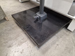 Zweefparasol Challenger T1 300 x 300cm Doek Faded Black + Graniet Voet 90KG
